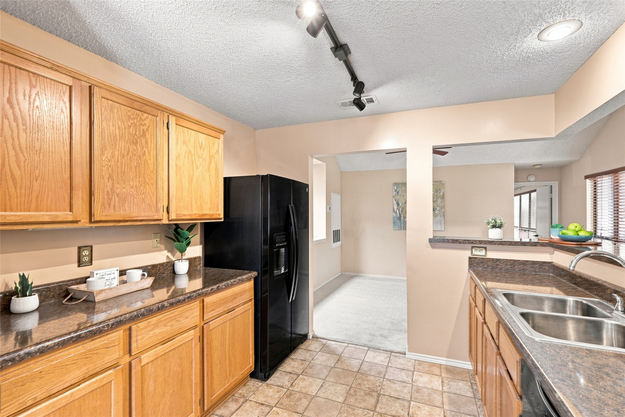 2923 Menlo Park Lane
