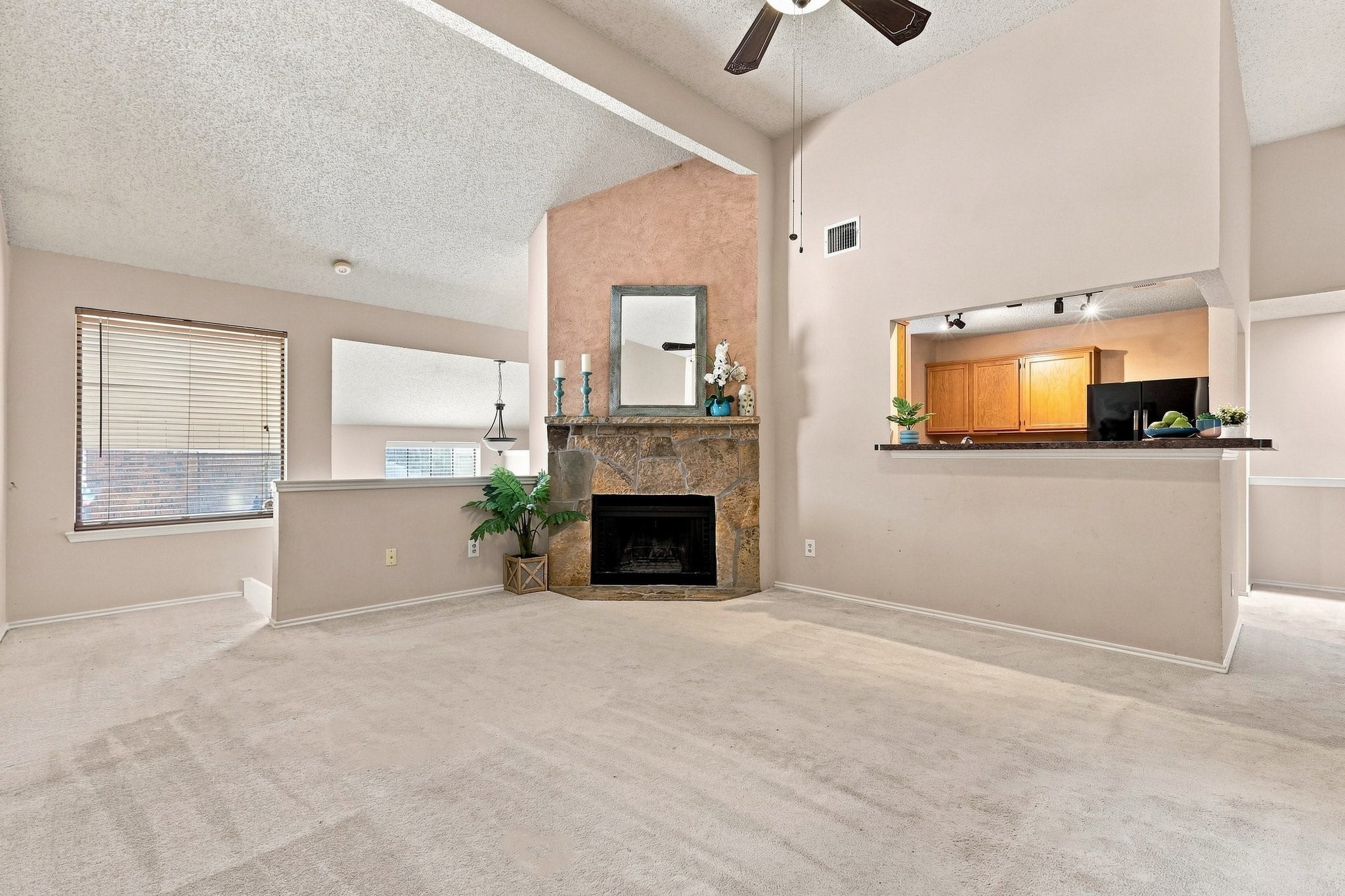 2923 Menlo Park Lane