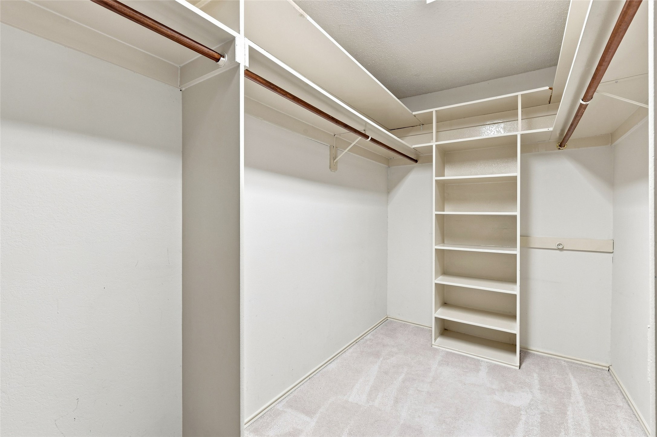 2923 Menlo Park Lane