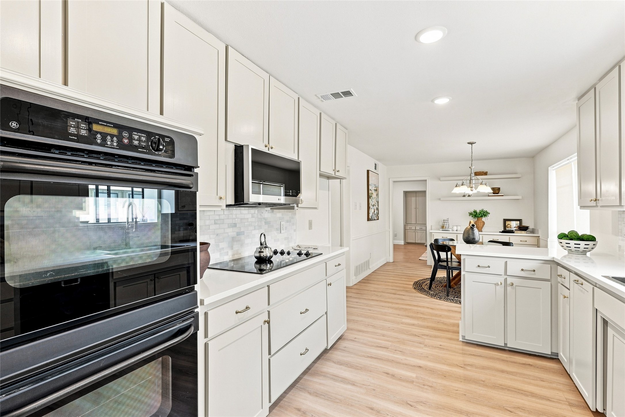 1107 Sundial Drive