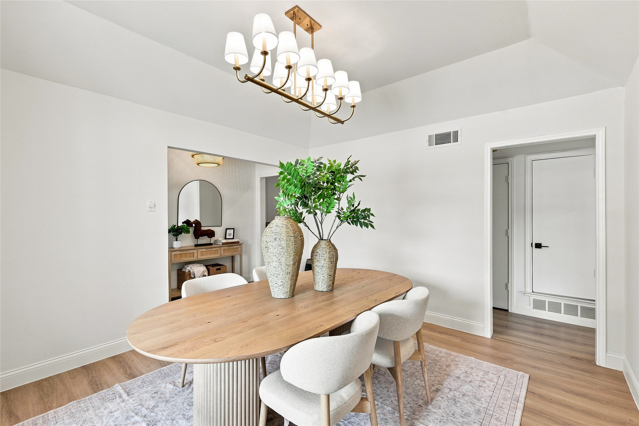 1107 Sundial Drive