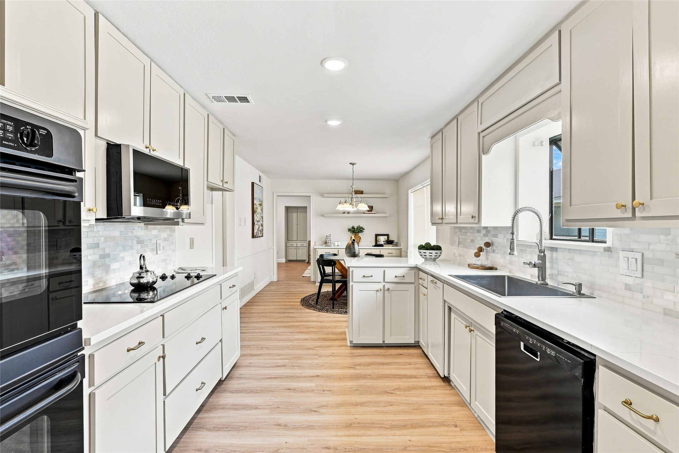 1107 Sundial Drive