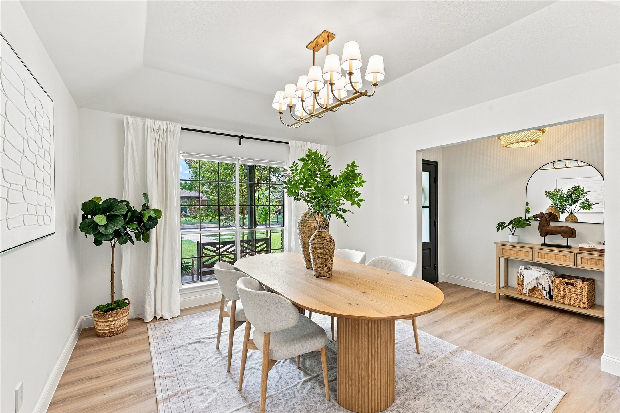 1107 Sundial Drive