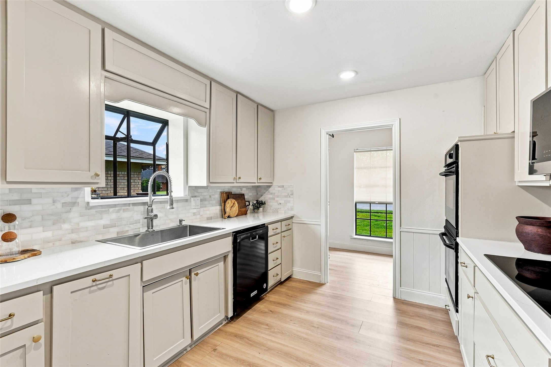 1107 Sundial Drive