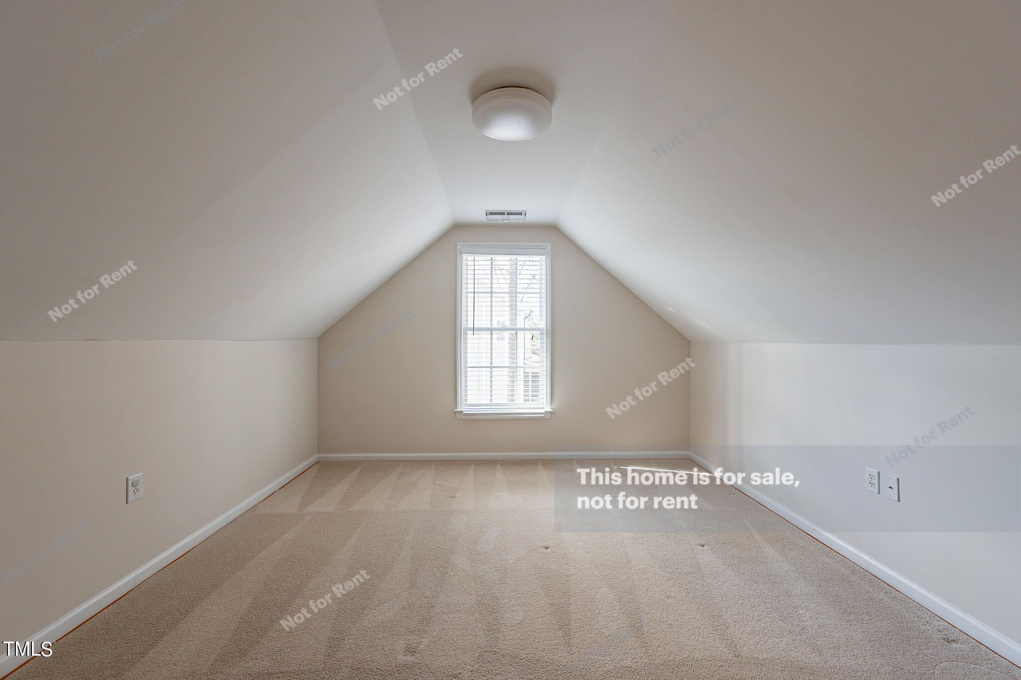 1649 Rogers Pointe Lane