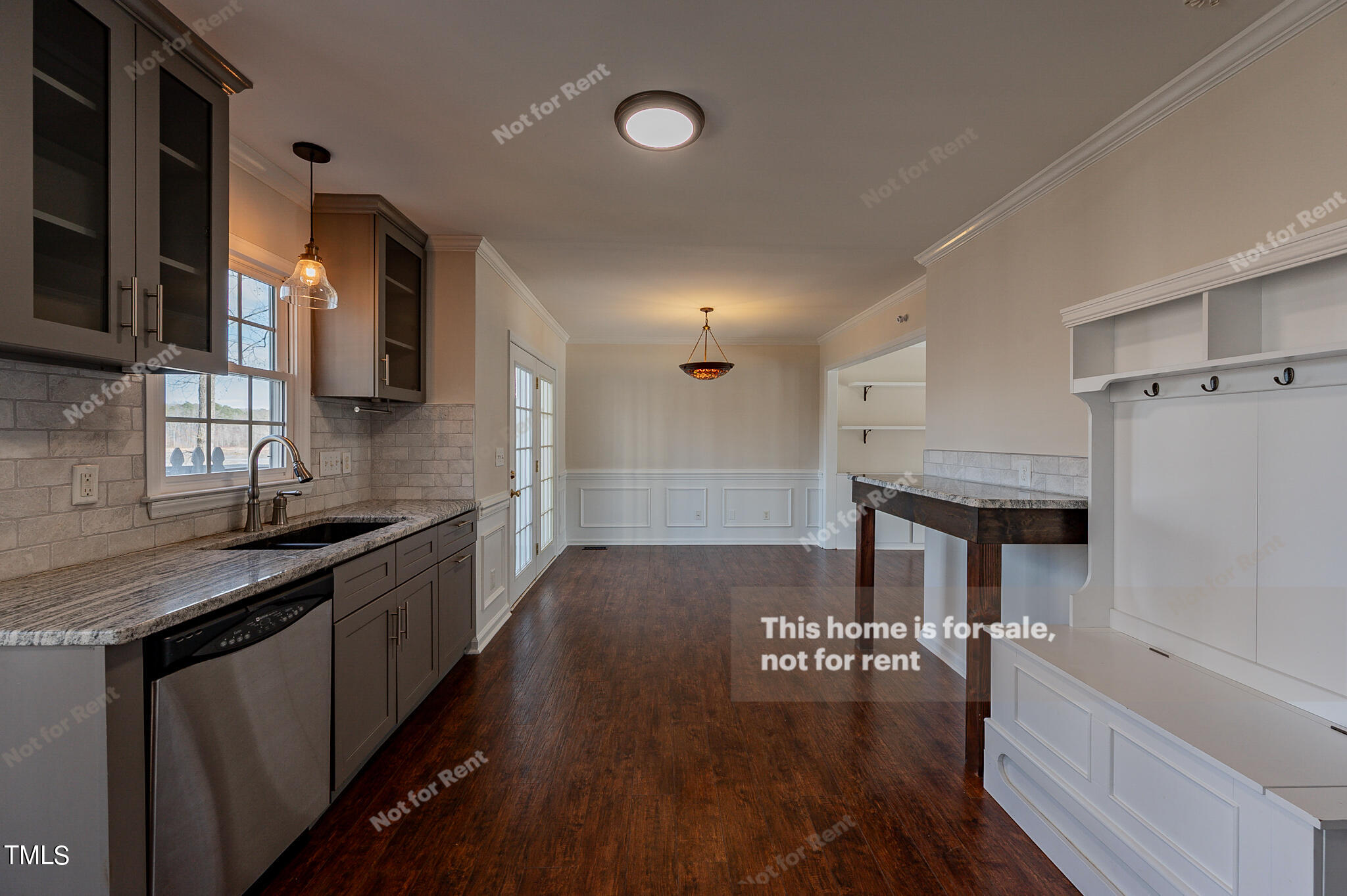 1649 Rogers Pointe Lane