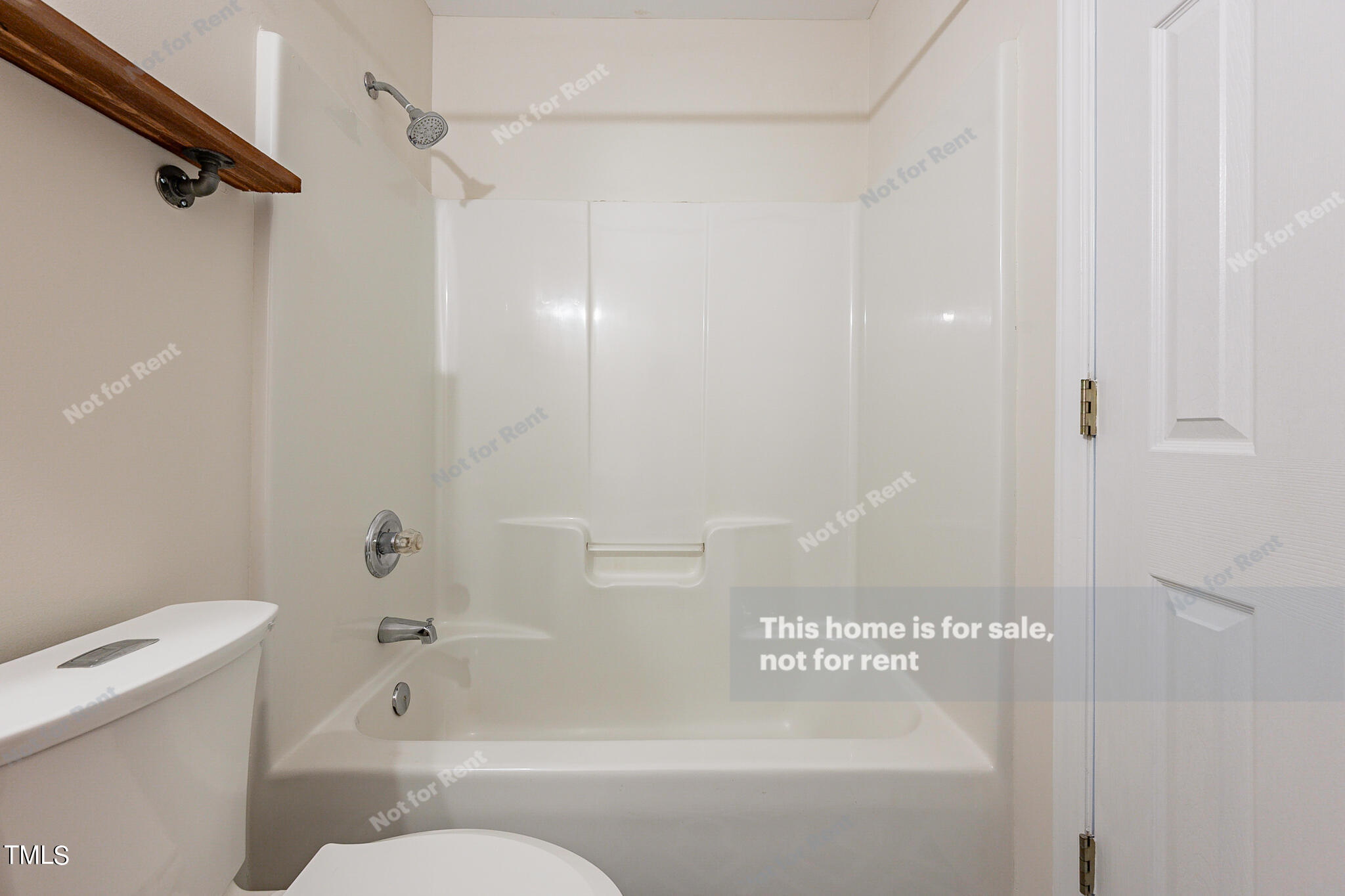 1649 Rogers Pointe Lane