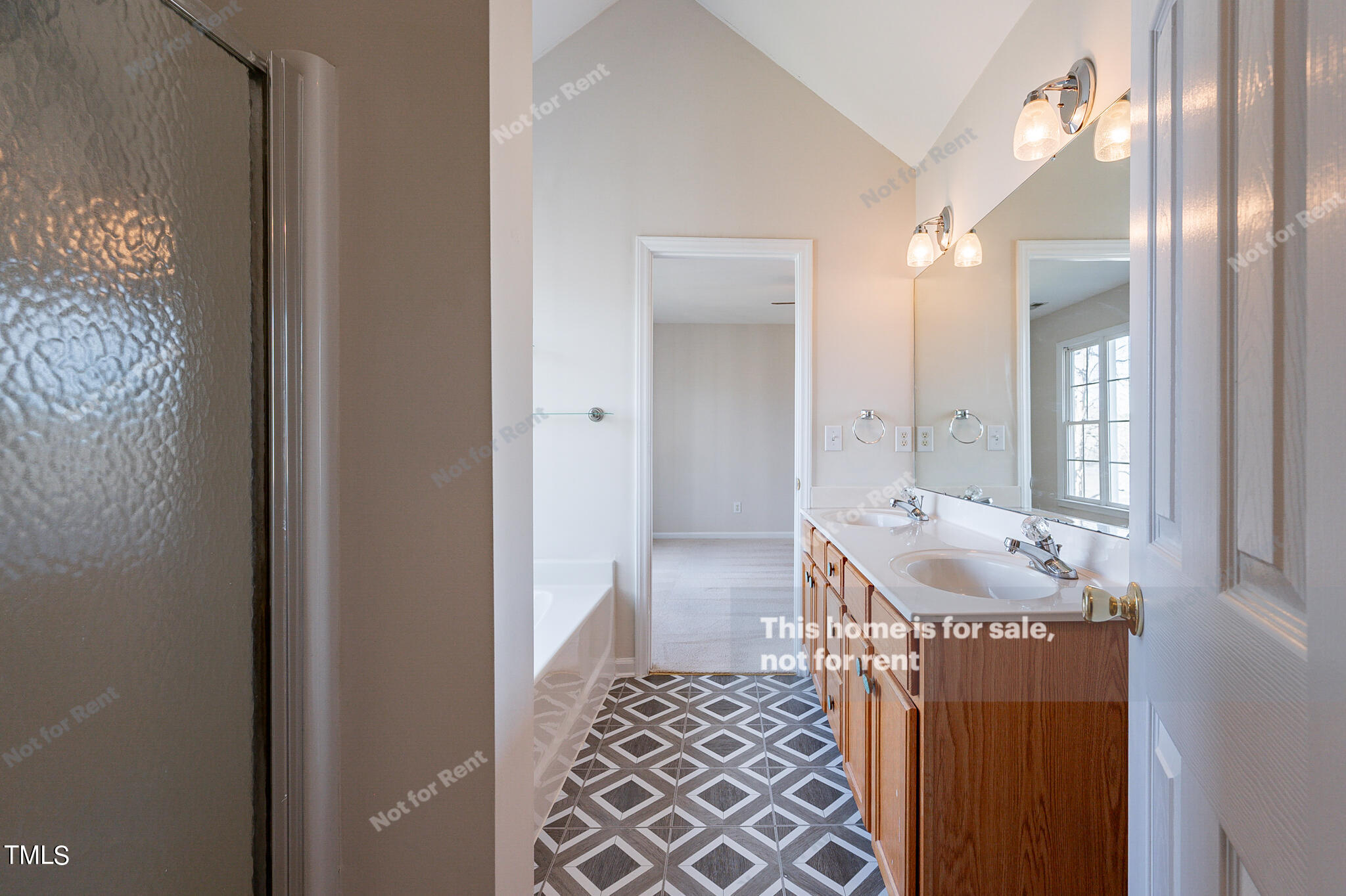 1649 Rogers Pointe Lane