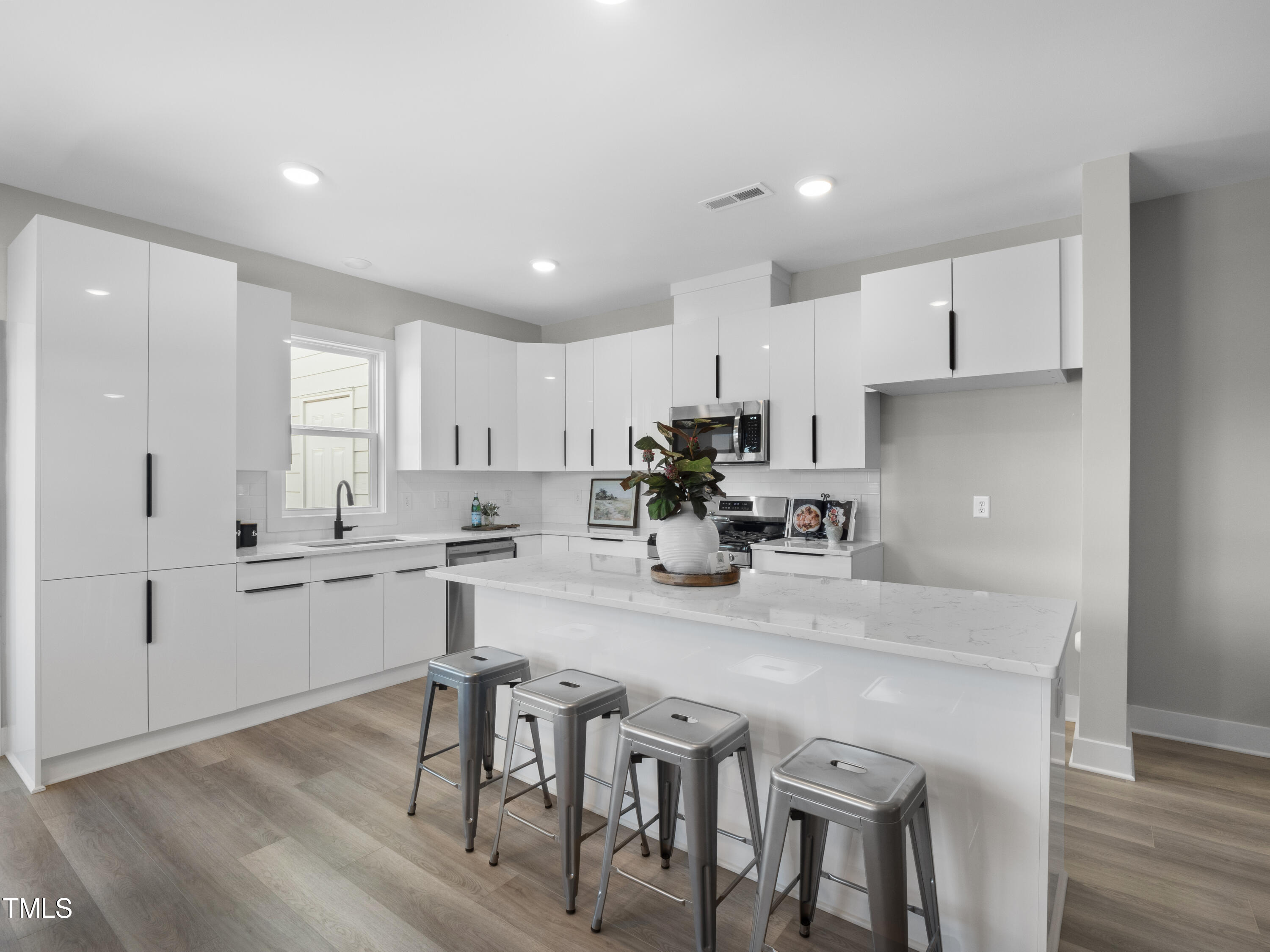 2112 Titanium Rock Road