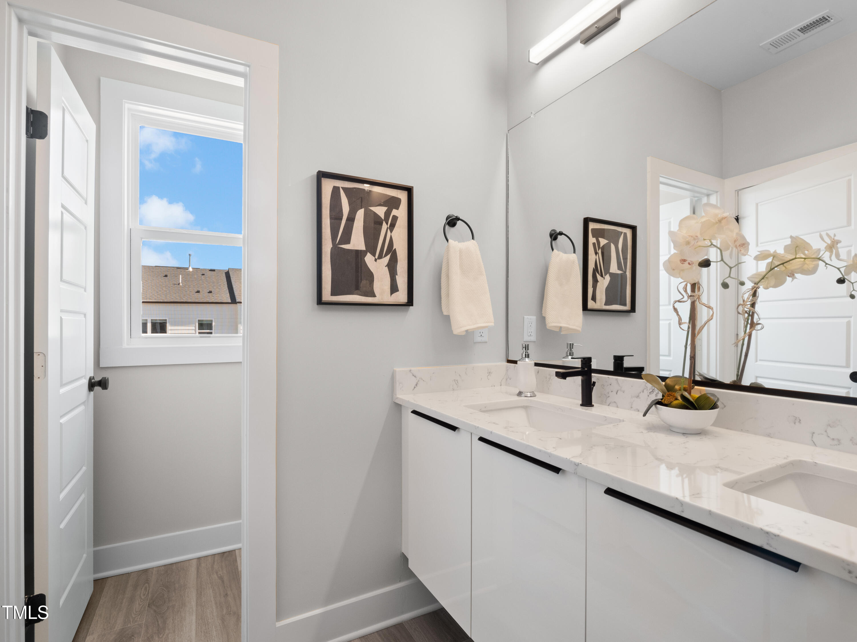 2112 Titanium Rock Road