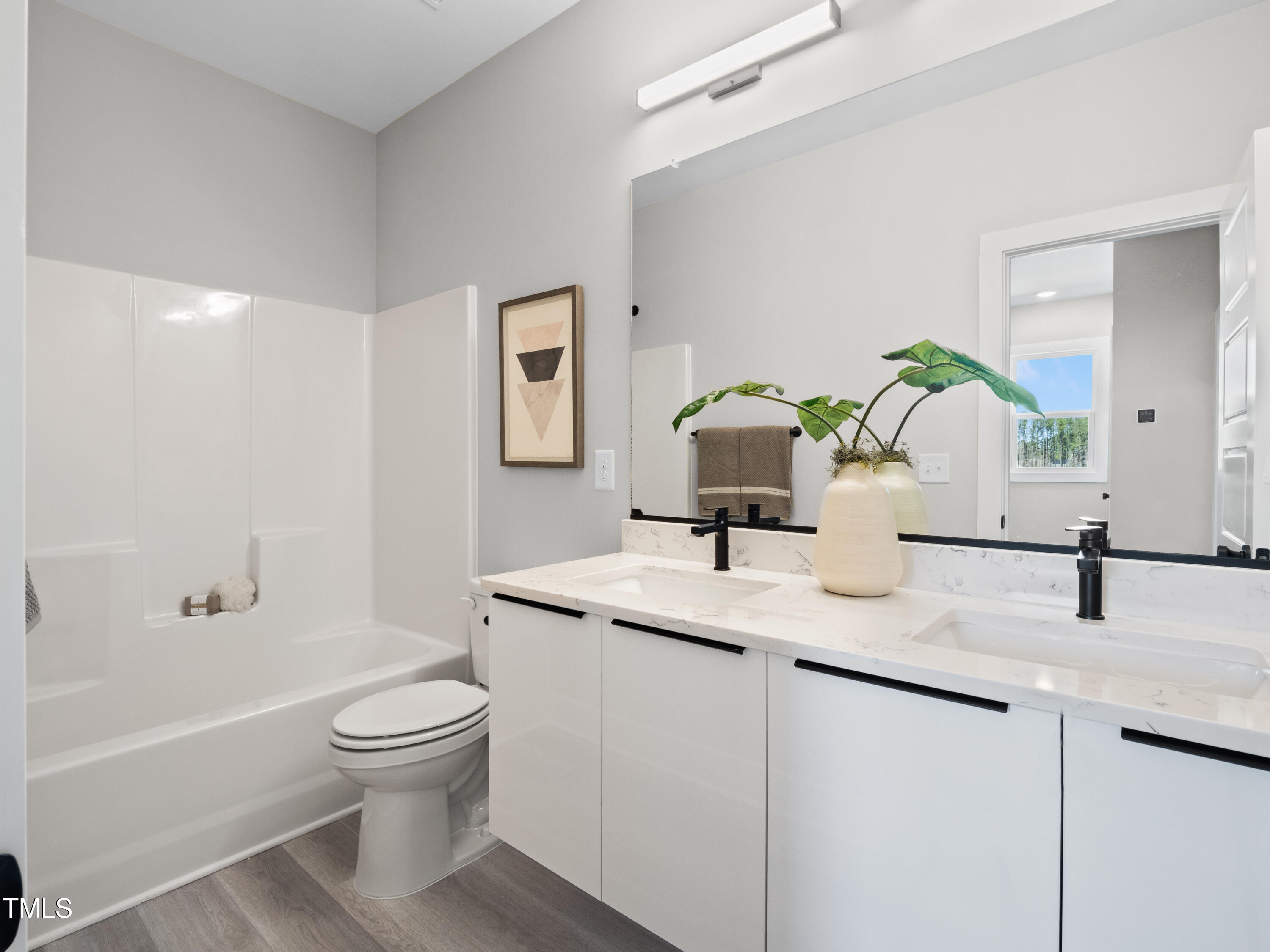 2112 Titanium Rock Road