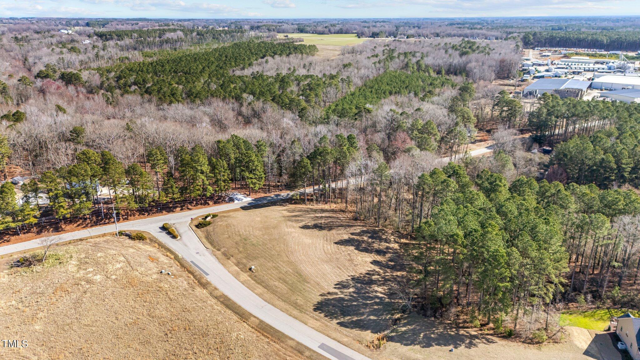 8413 Clearwater Drive