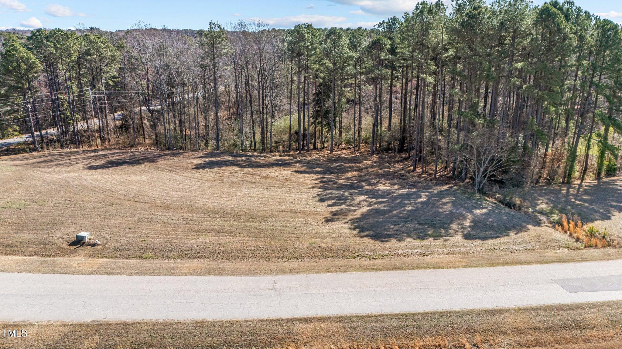 8413 Clearwater Drive