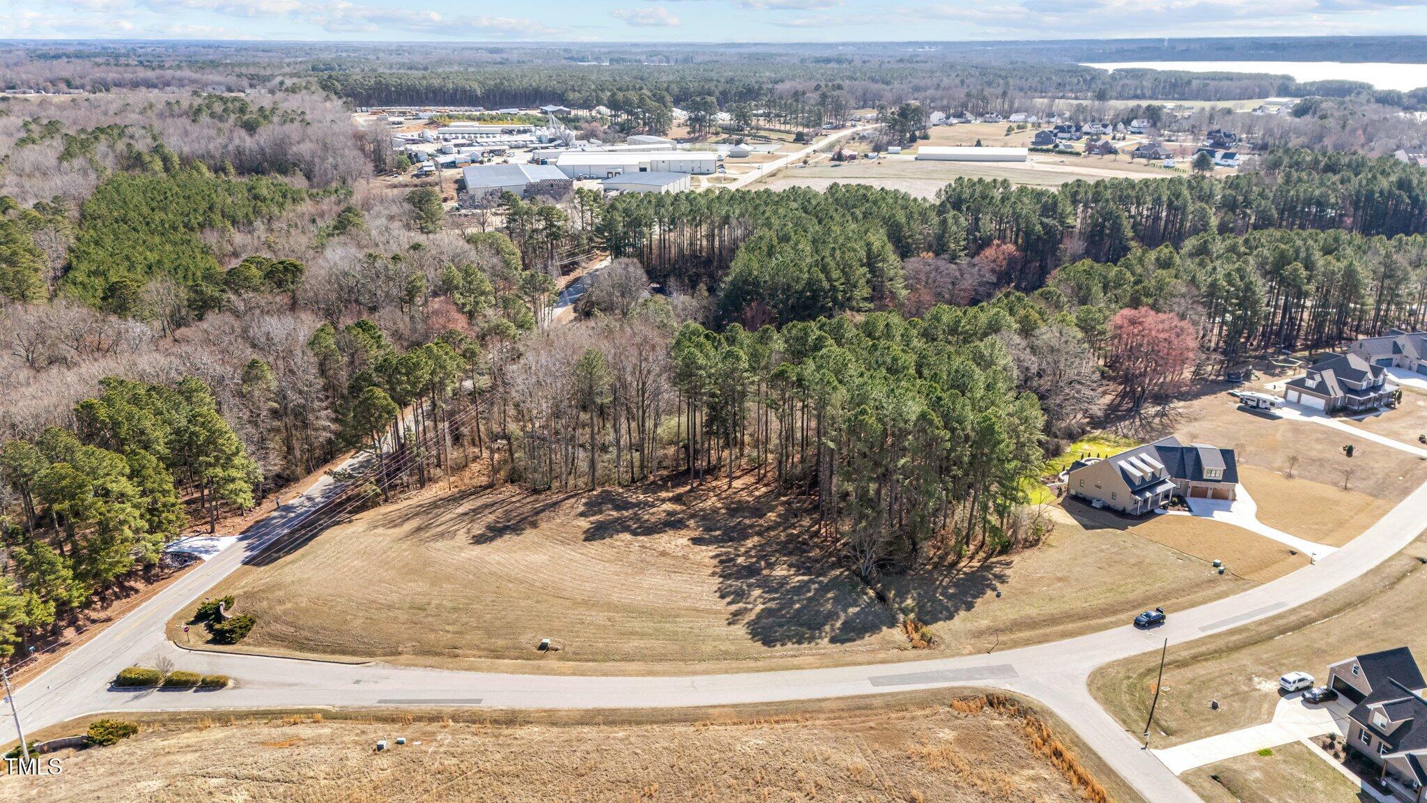 8413 Clearwater Drive