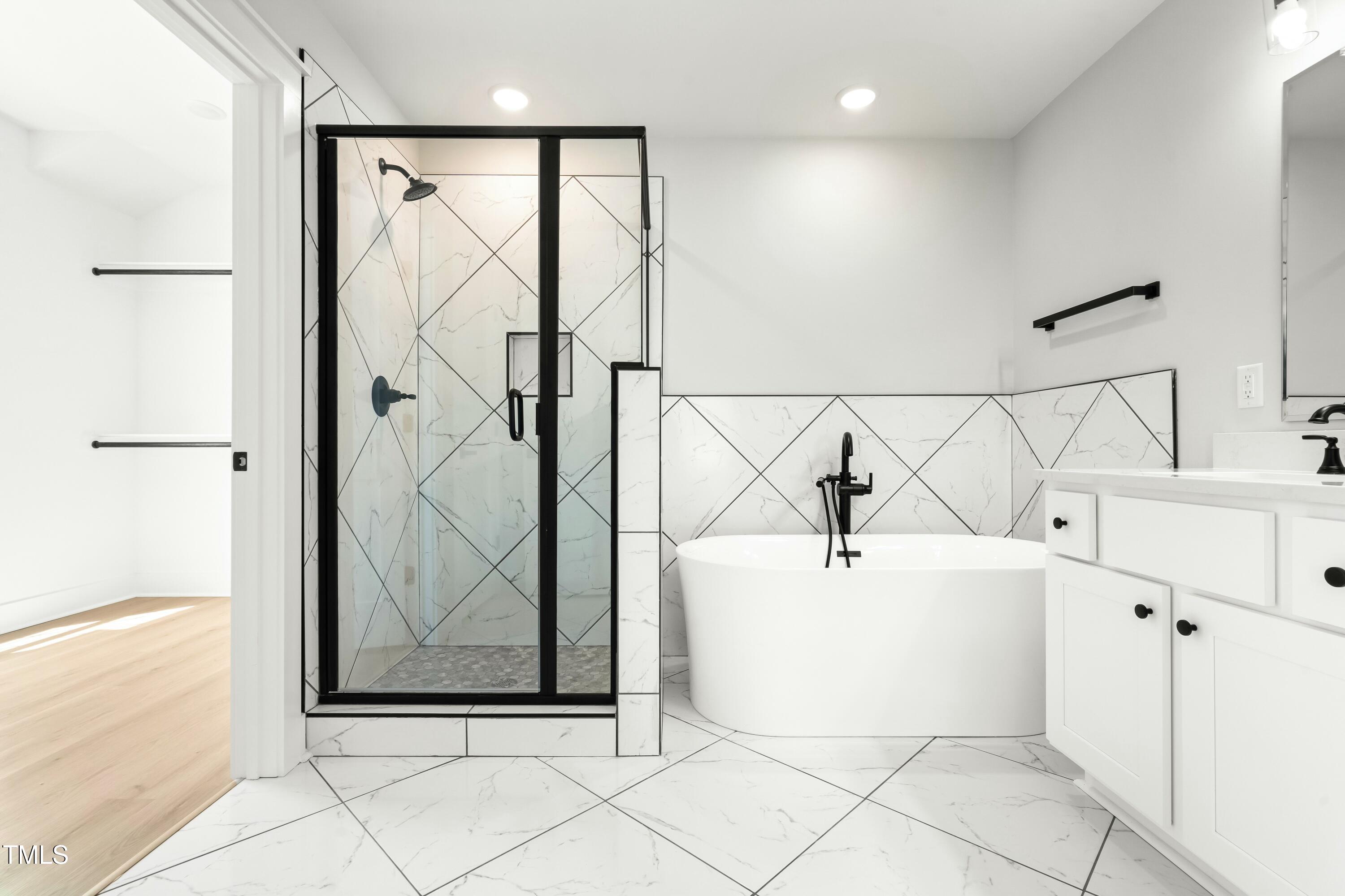 240 Sutherland Drive