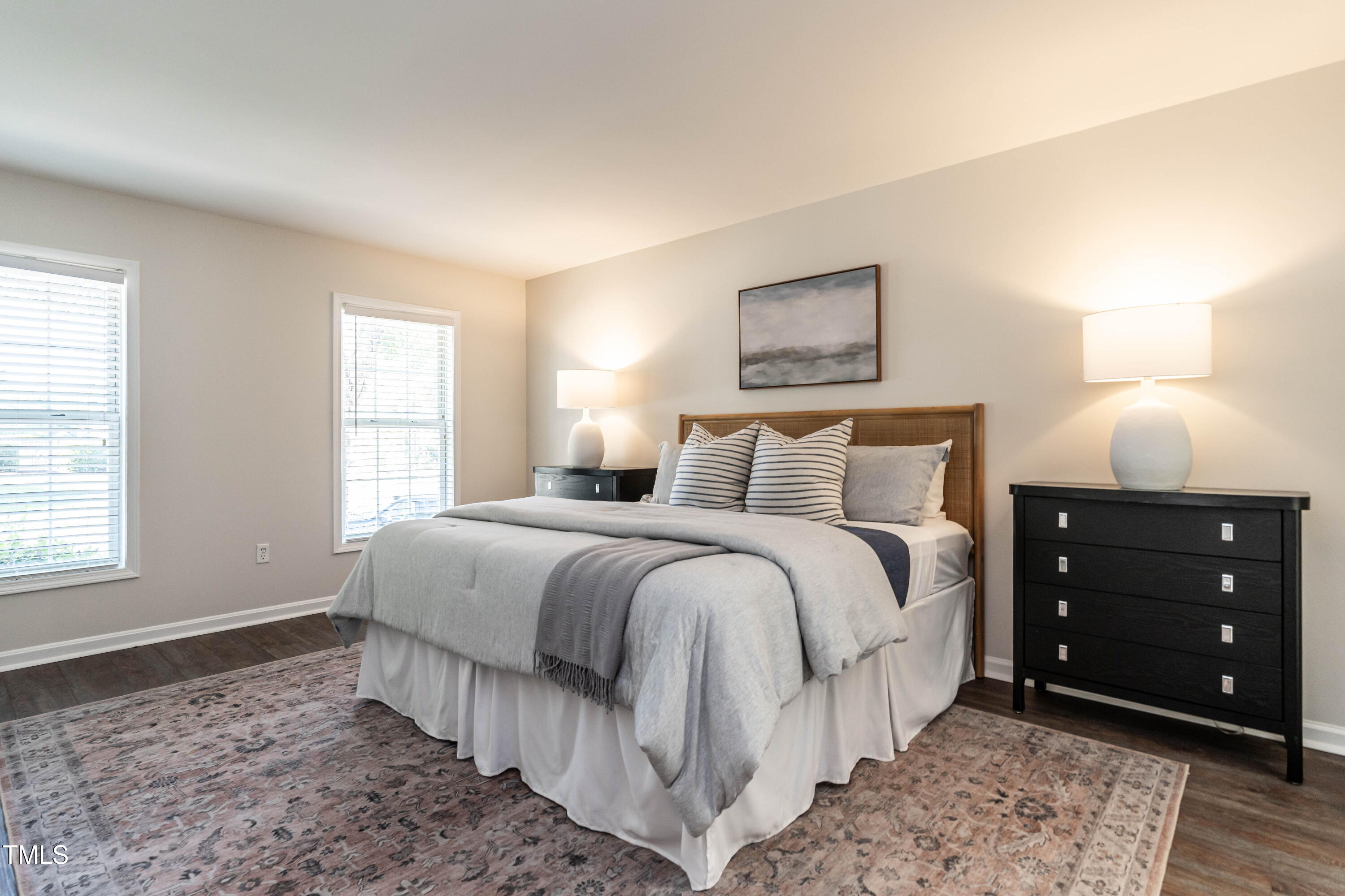 3045 Creek Moss Avenue