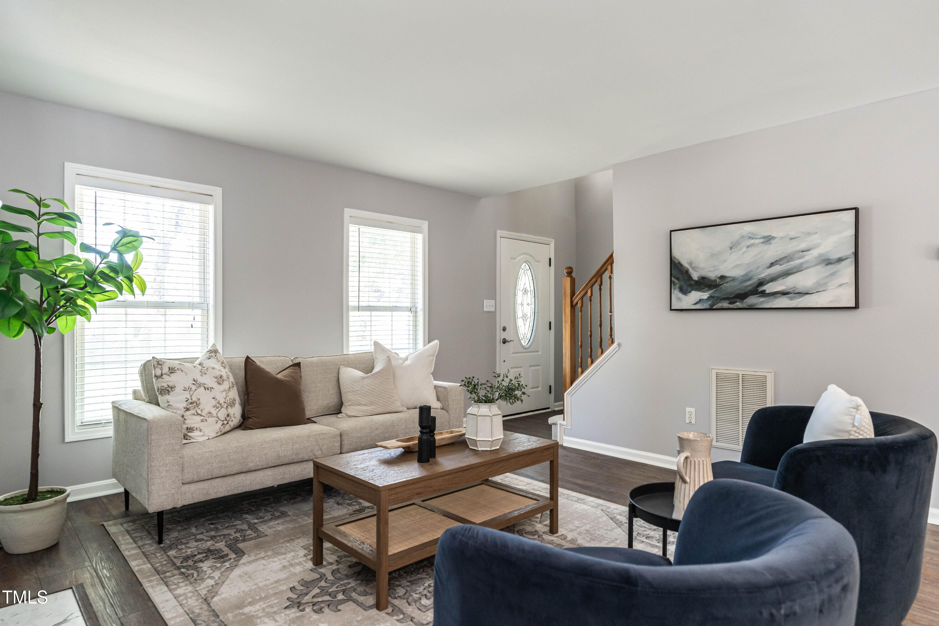 3045 Creek Moss Avenue