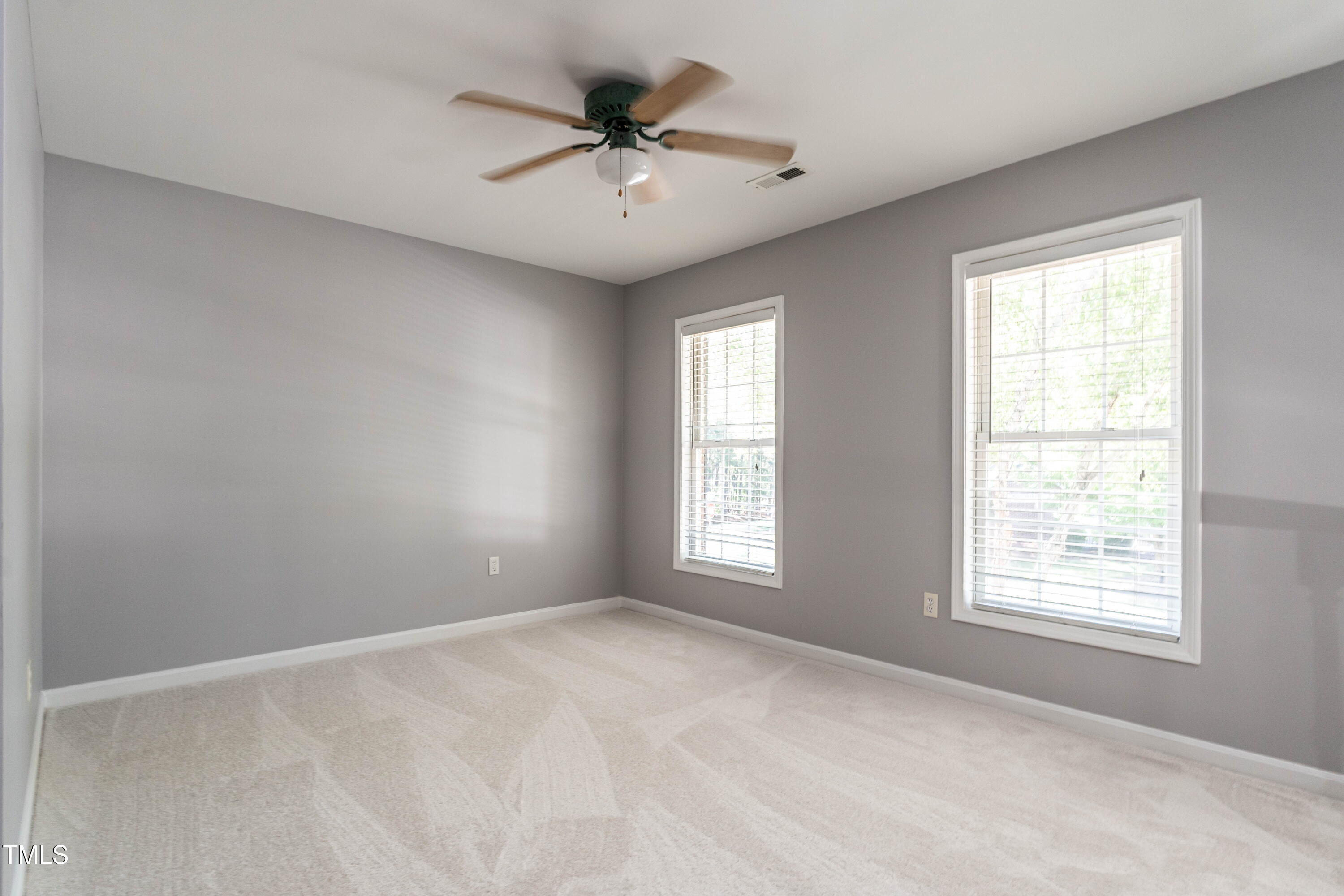 3045 Creek Moss Avenue