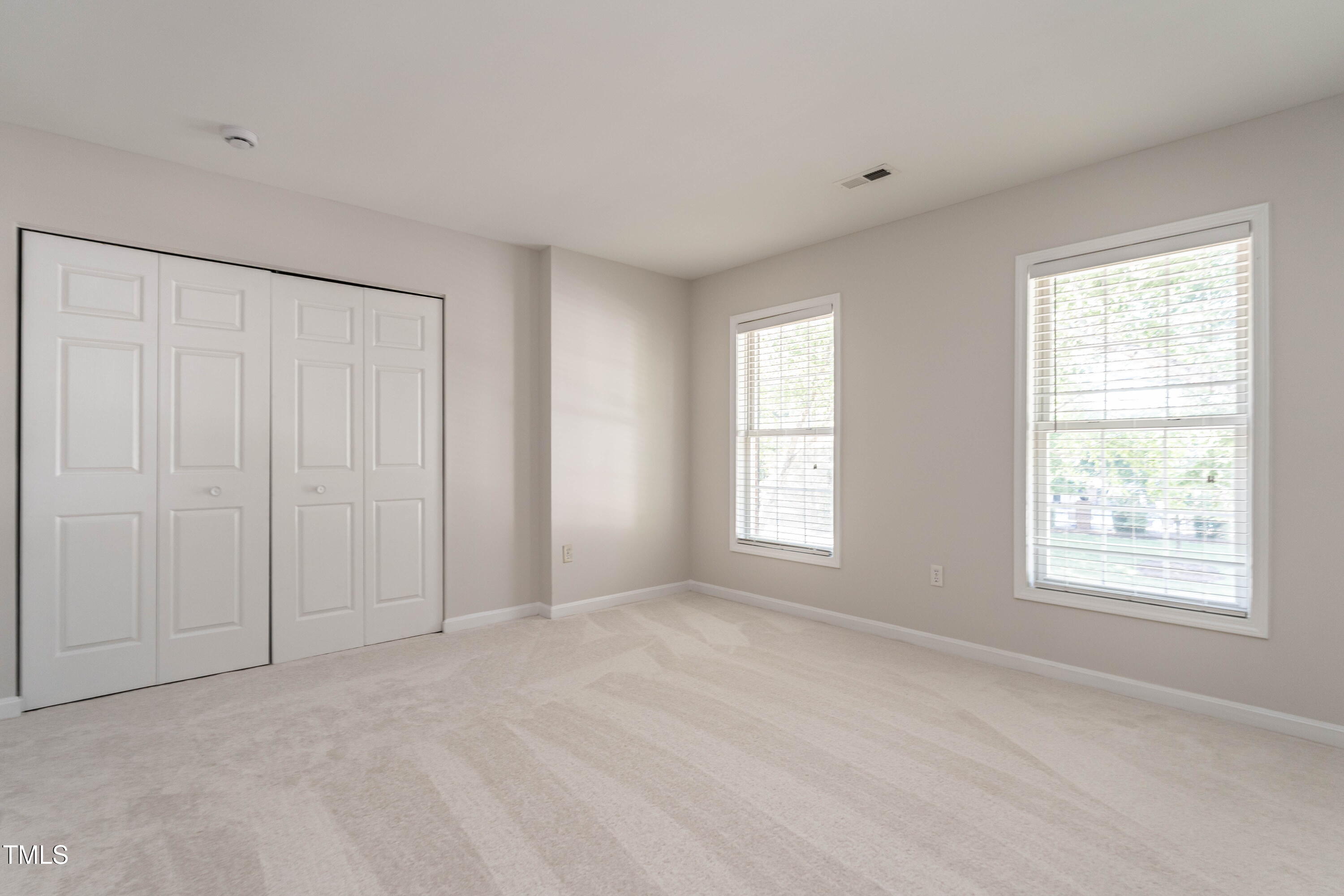 3045 Creek Moss Avenue