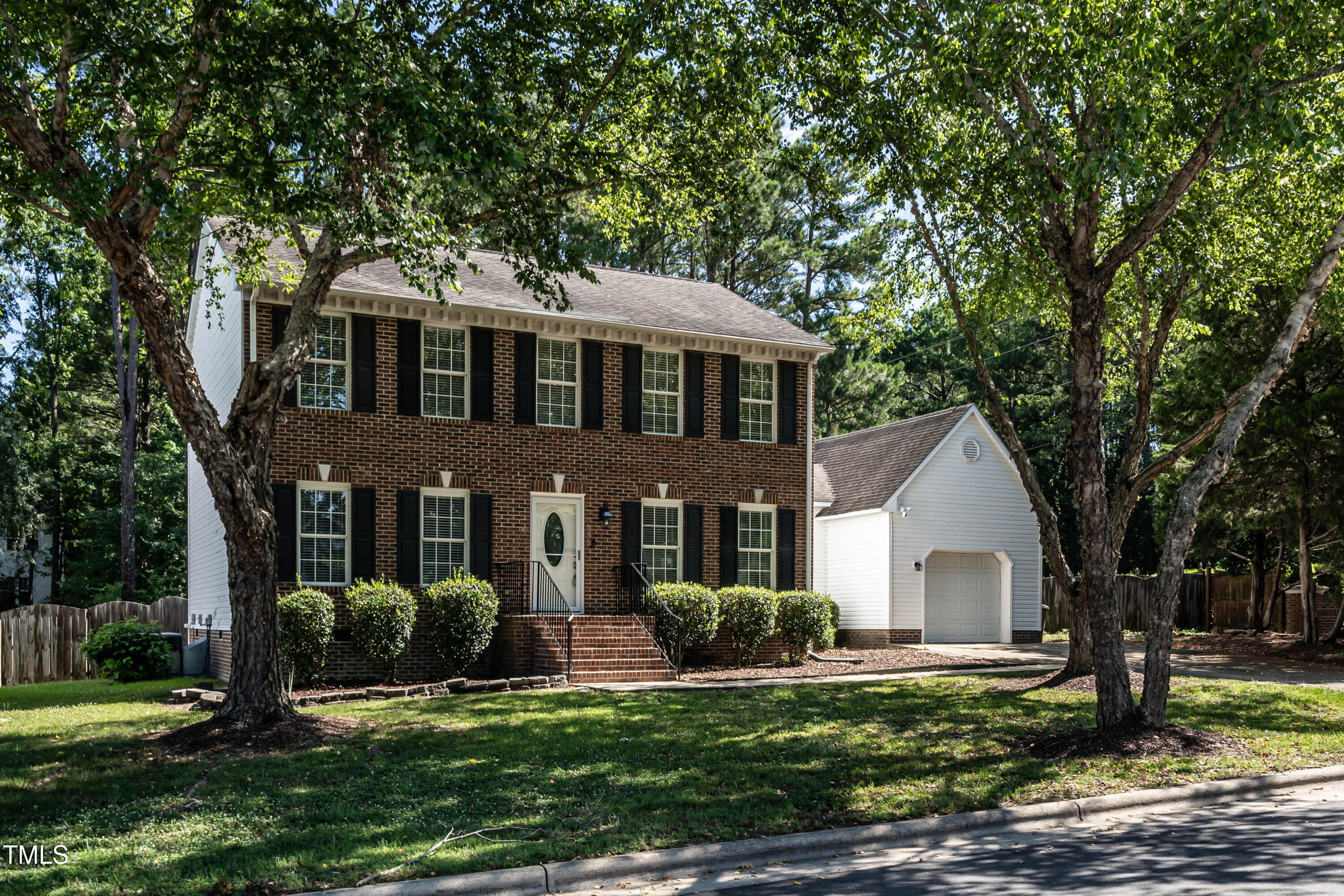 3045 Creek Moss Avenue