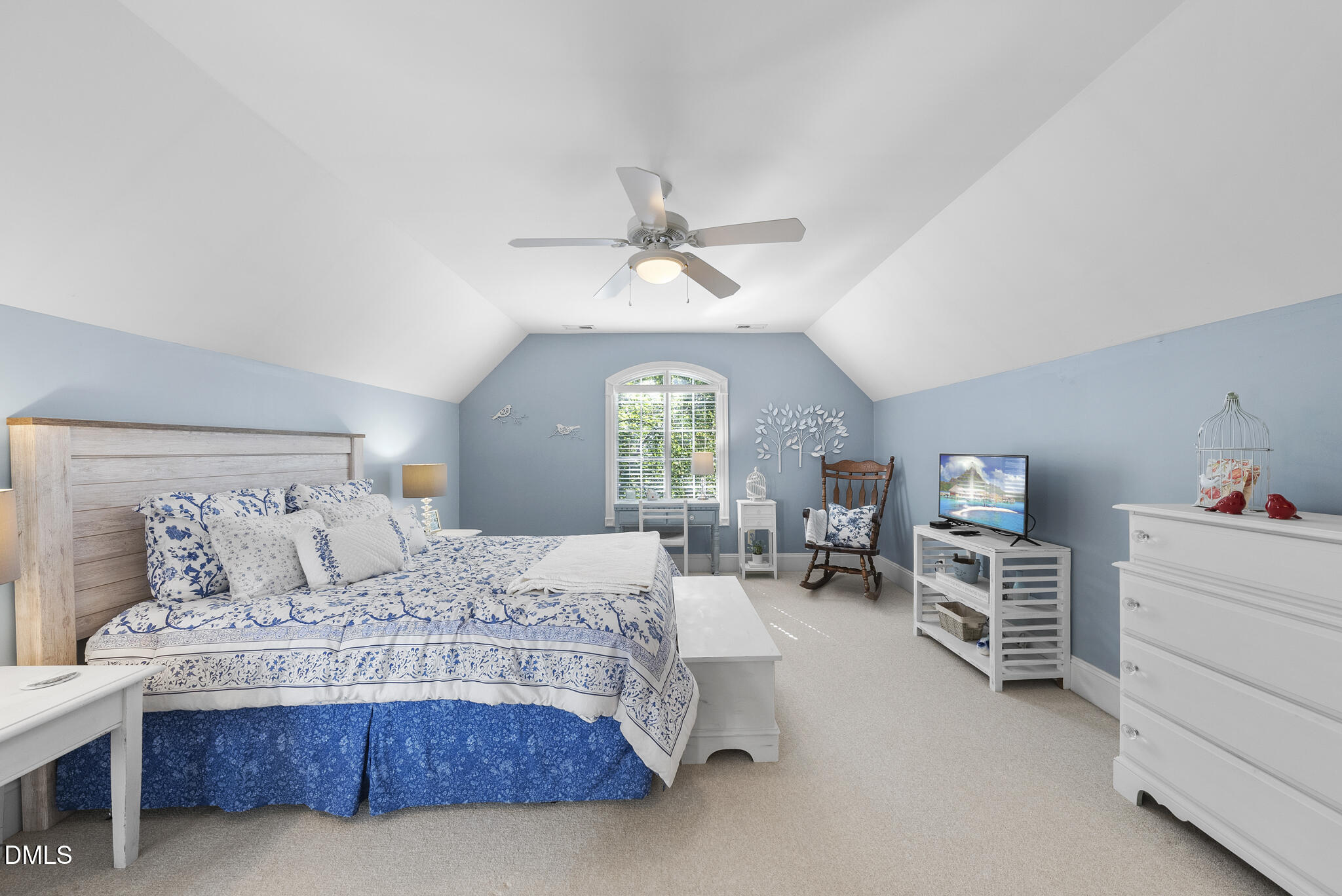 7400 New Forest Lane