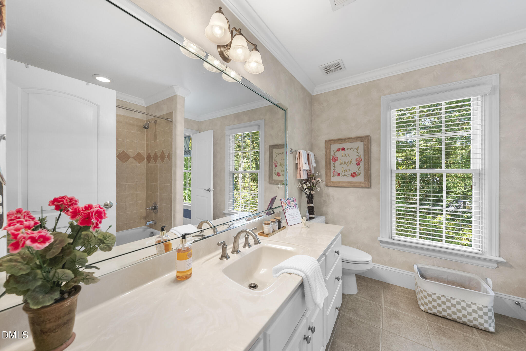 7400 New Forest Lane