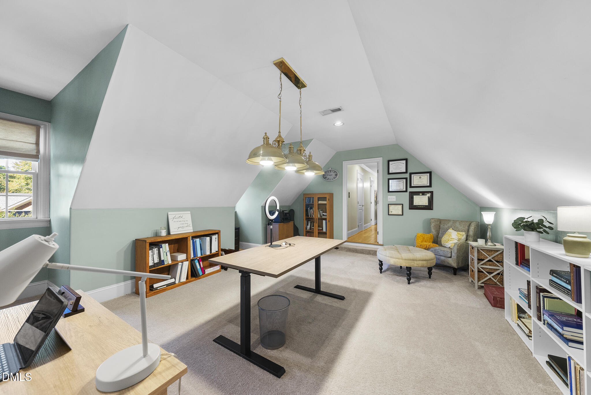 7400 New Forest Lane