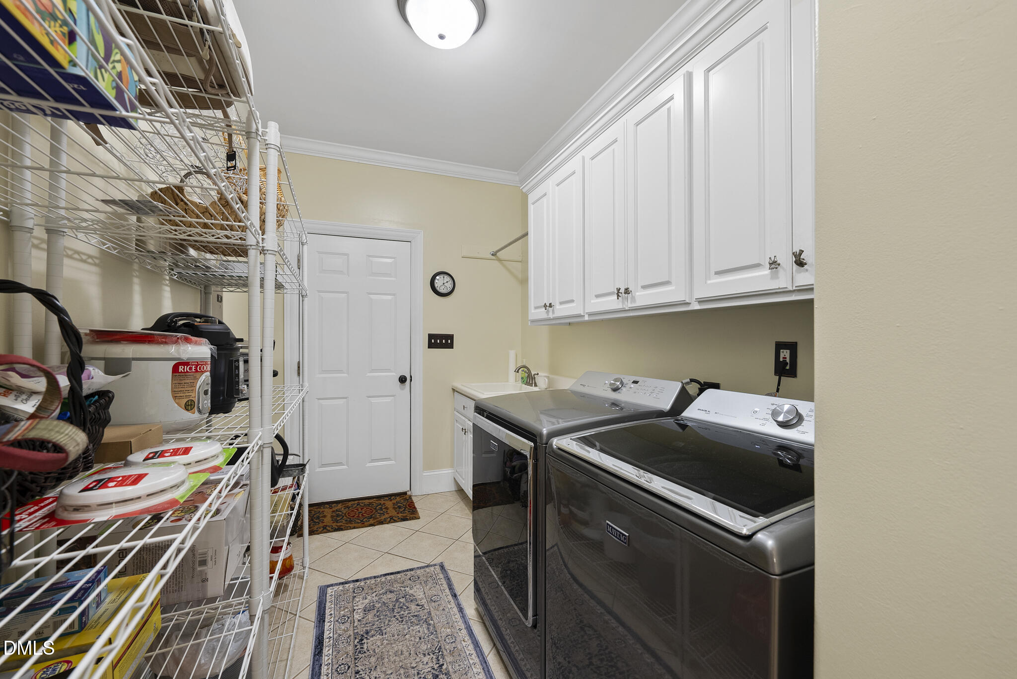 7400 New Forest Lane