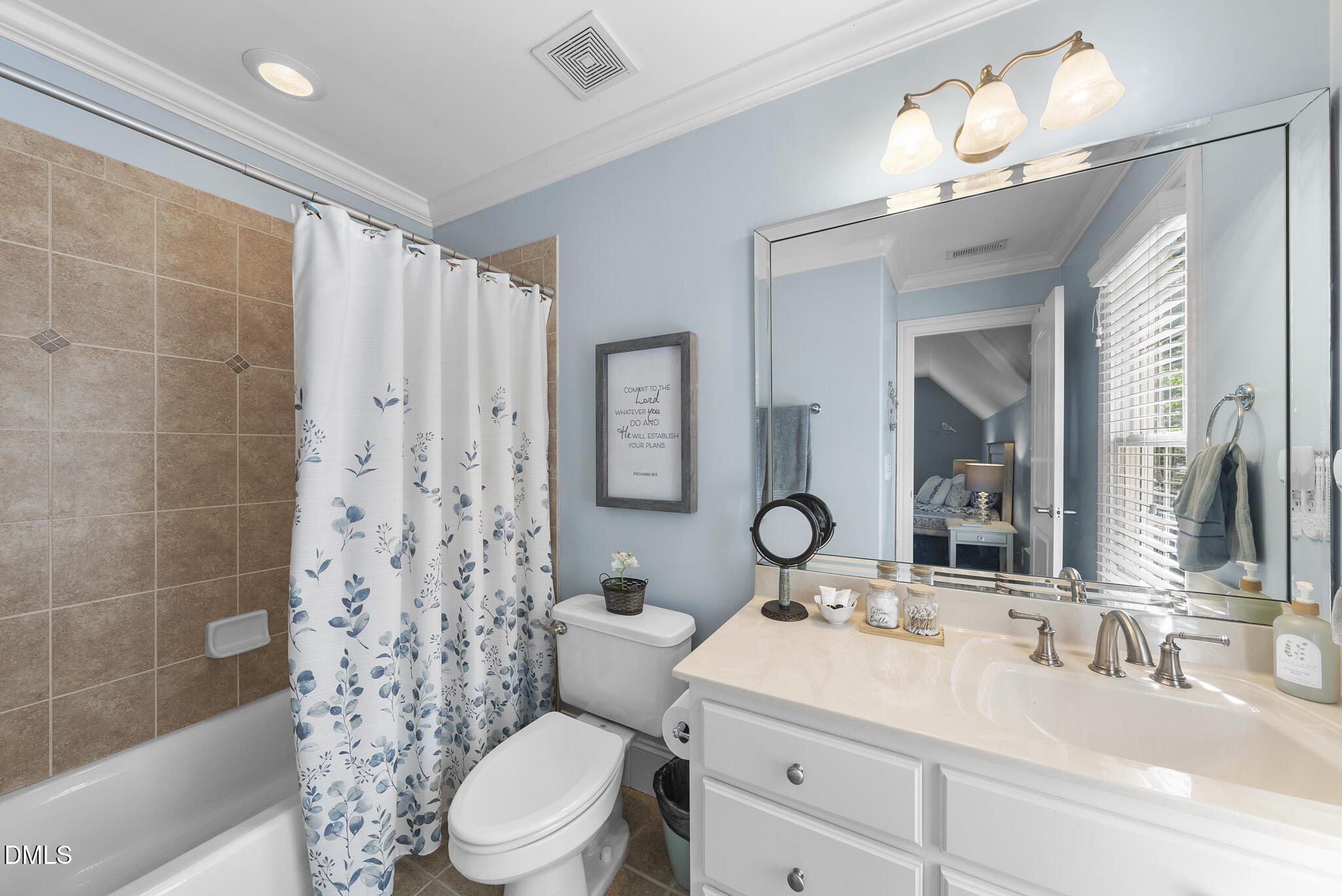 7400 New Forest Lane