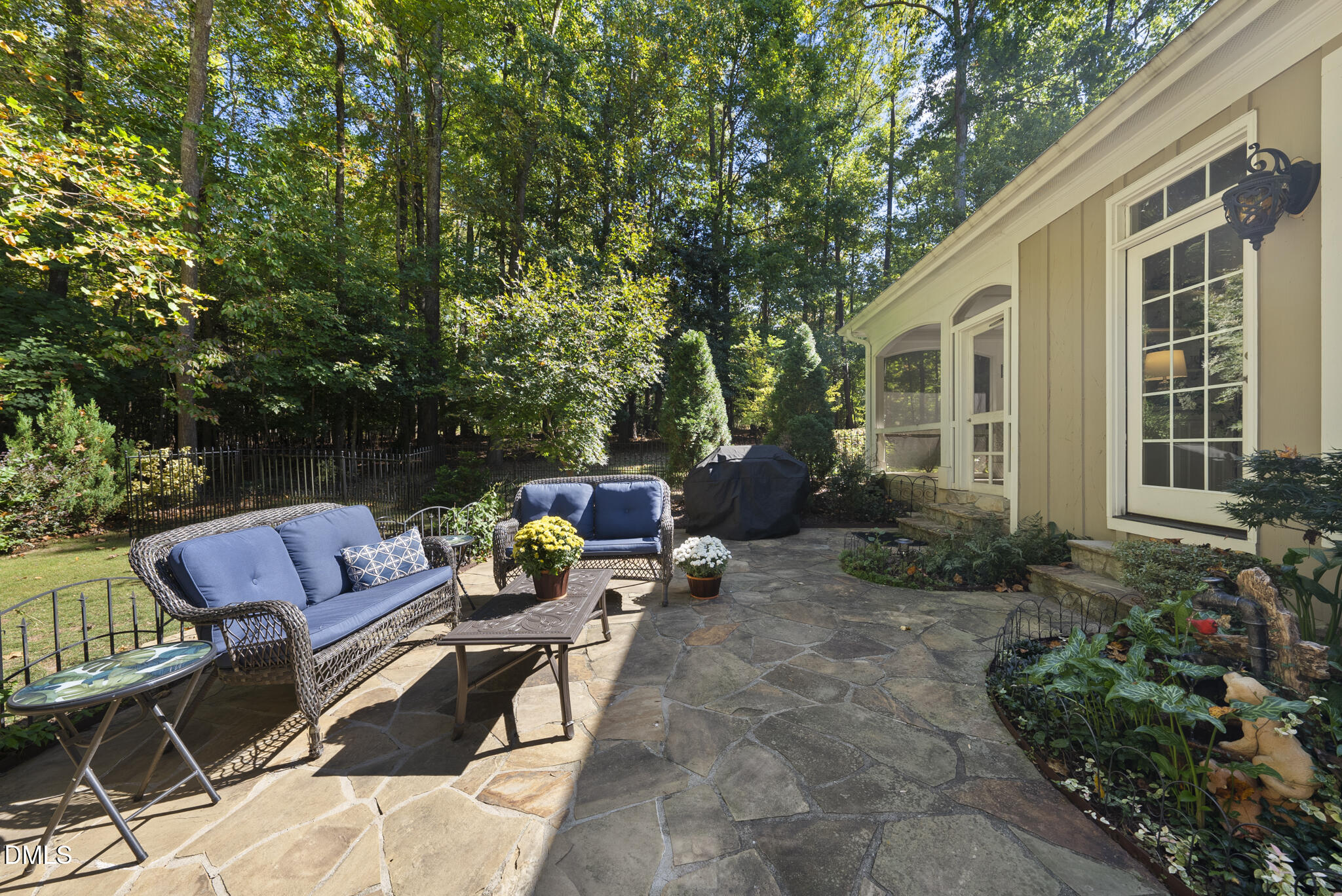 7400 New Forest Lane