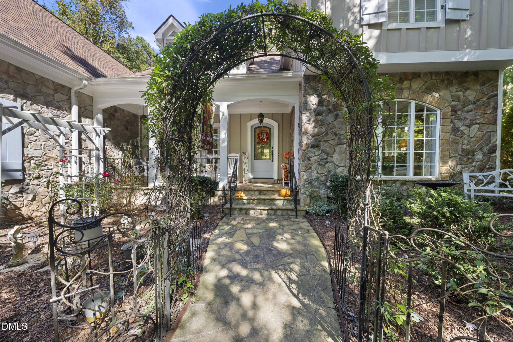 7400 New Forest Lane