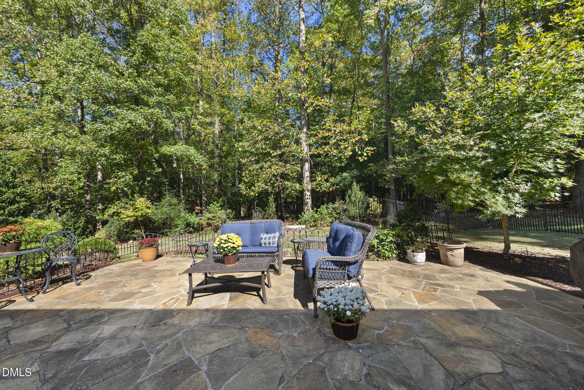 7400 New Forest Lane