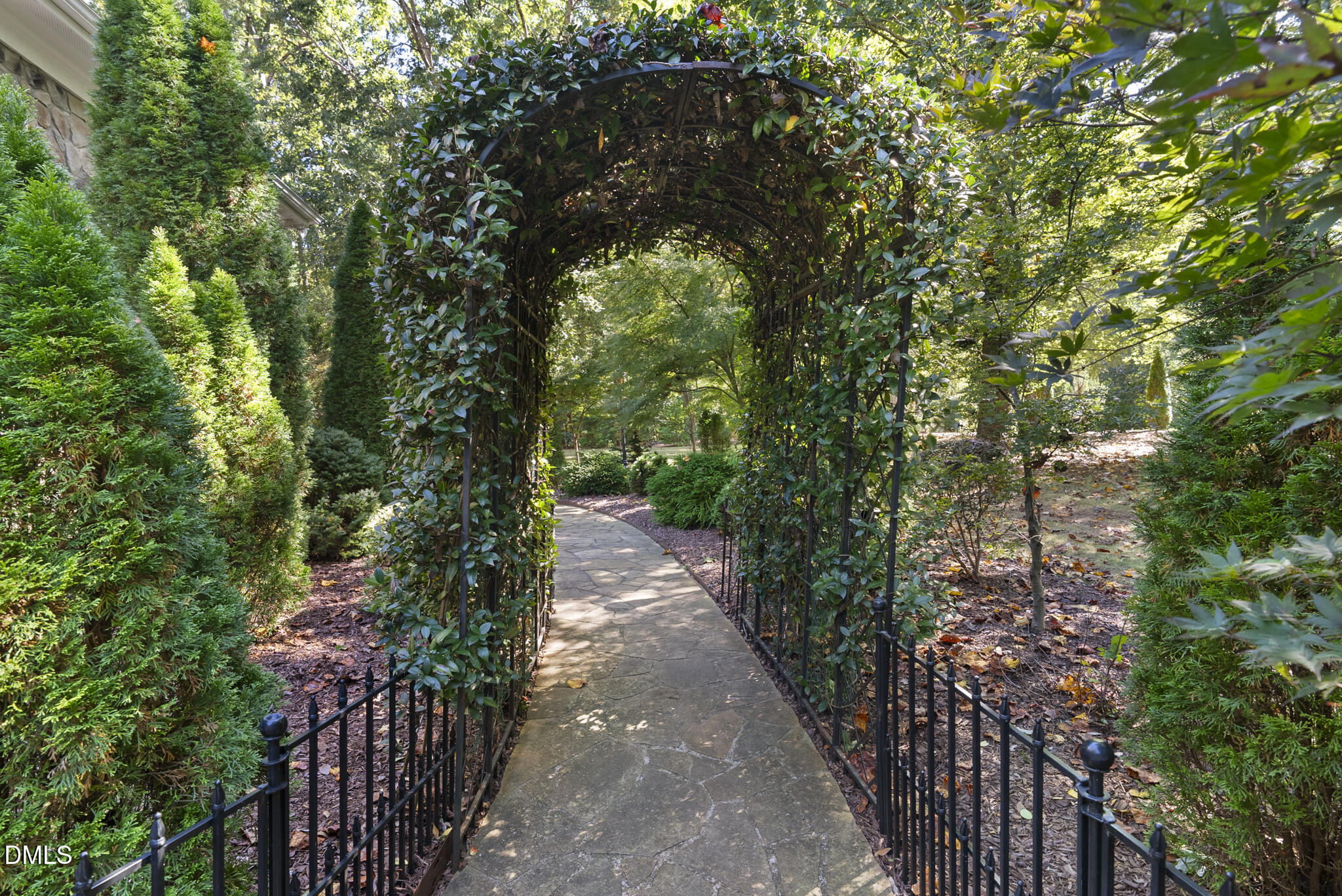 7400 New Forest Lane