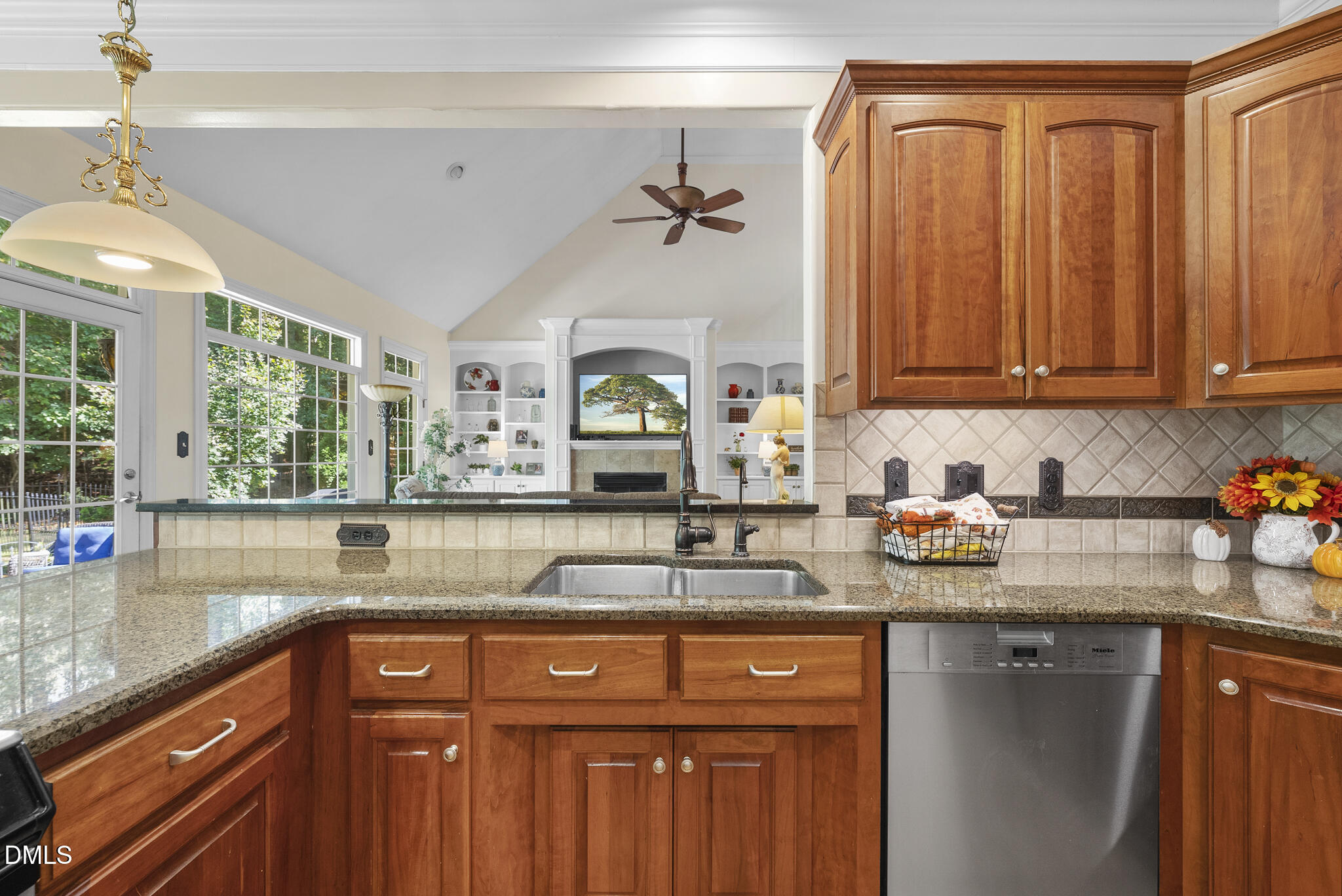 7400 New Forest Lane