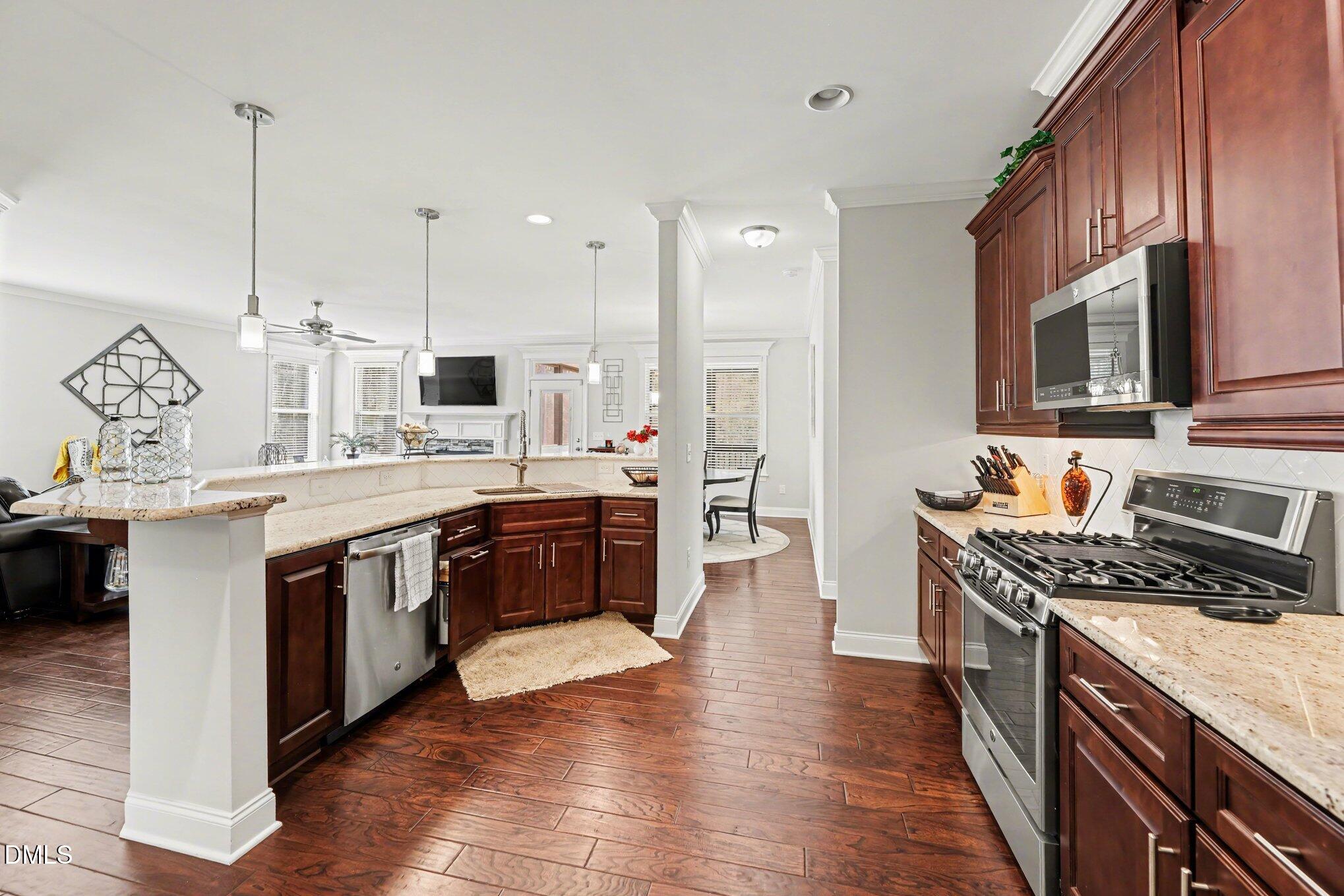 35 Carriden Drive