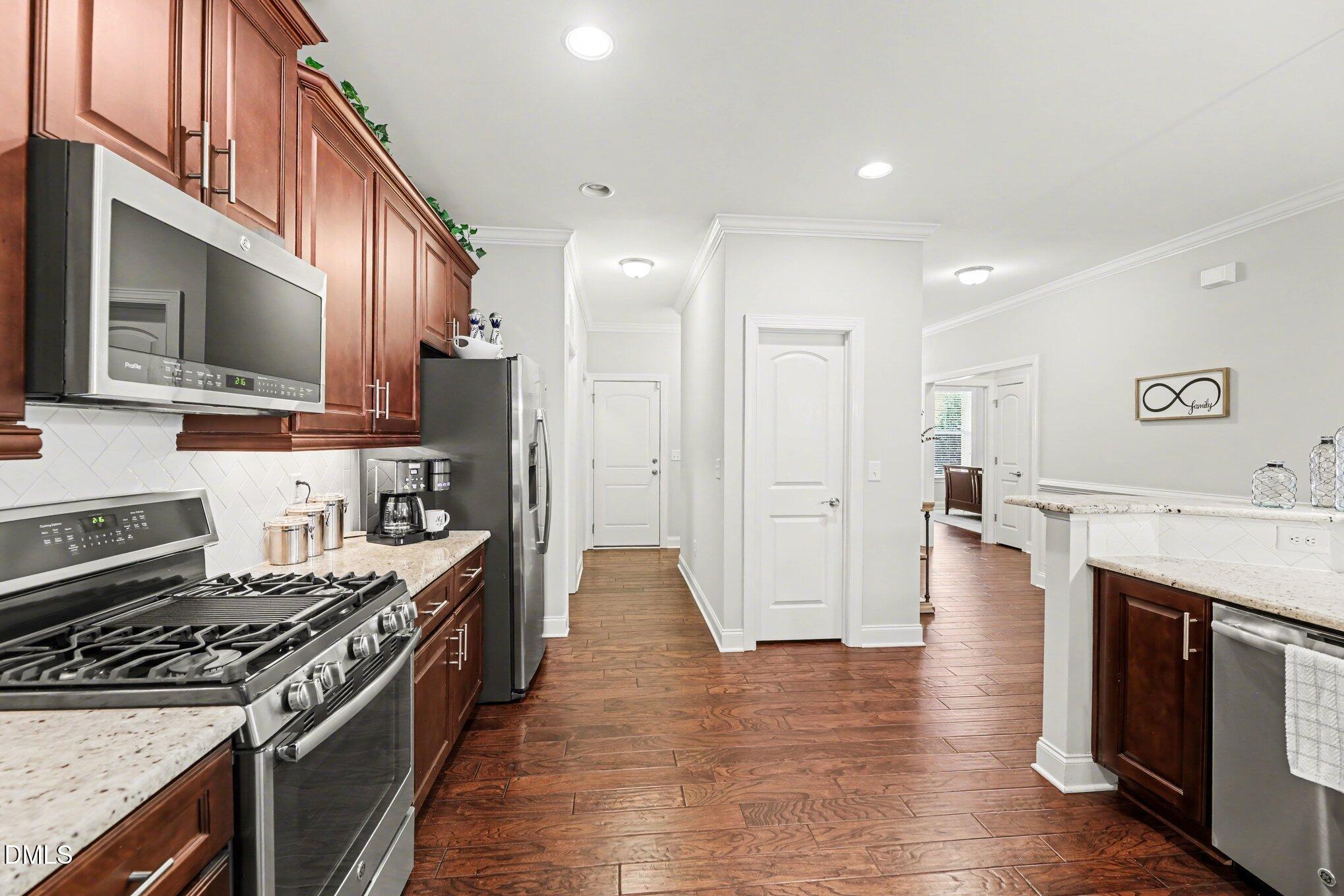35 Carriden Drive