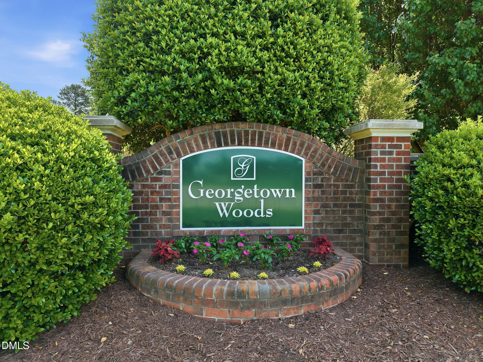 10 Georgetown Woods Drive