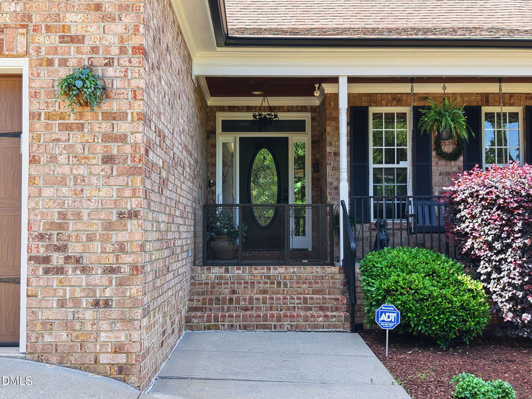 10 Georgetown Woods Drive