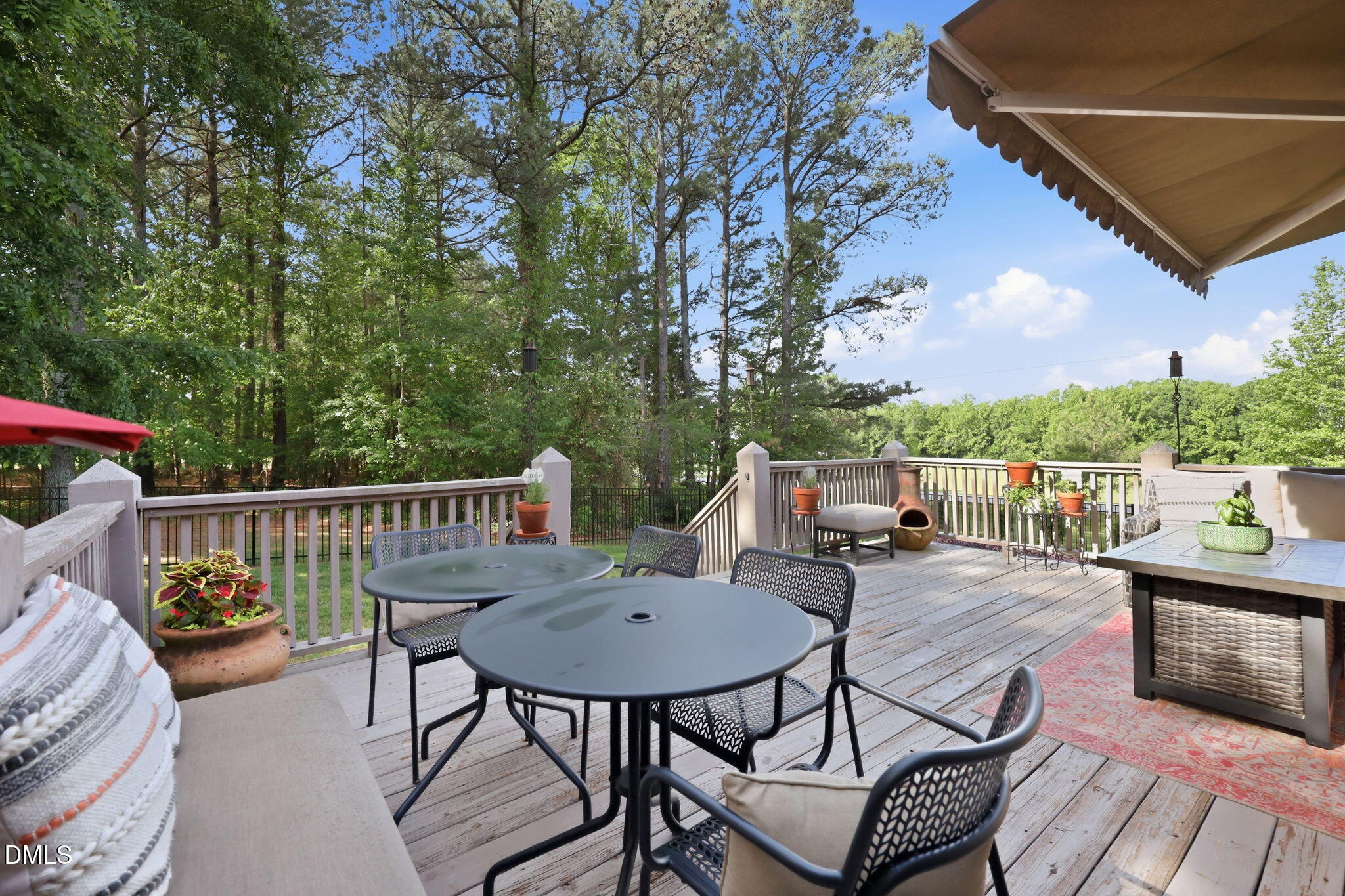 10 Georgetown Woods Drive