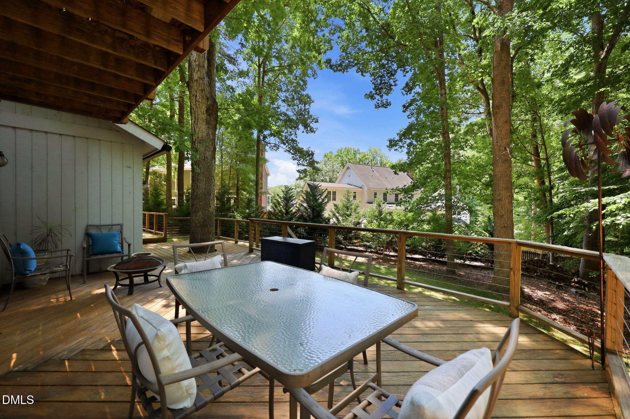 6101 Dresden Lane