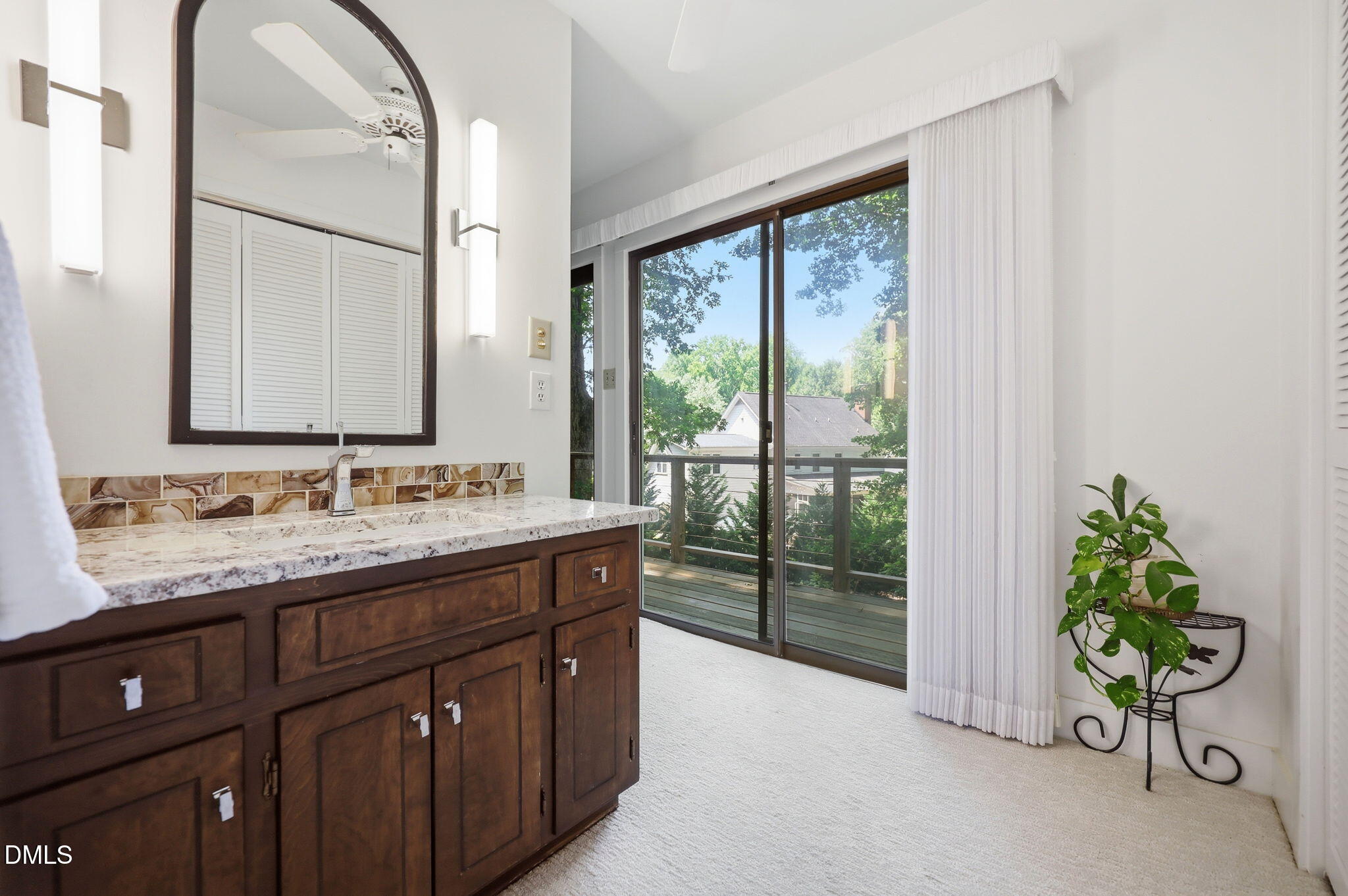 6101 Dresden Lane