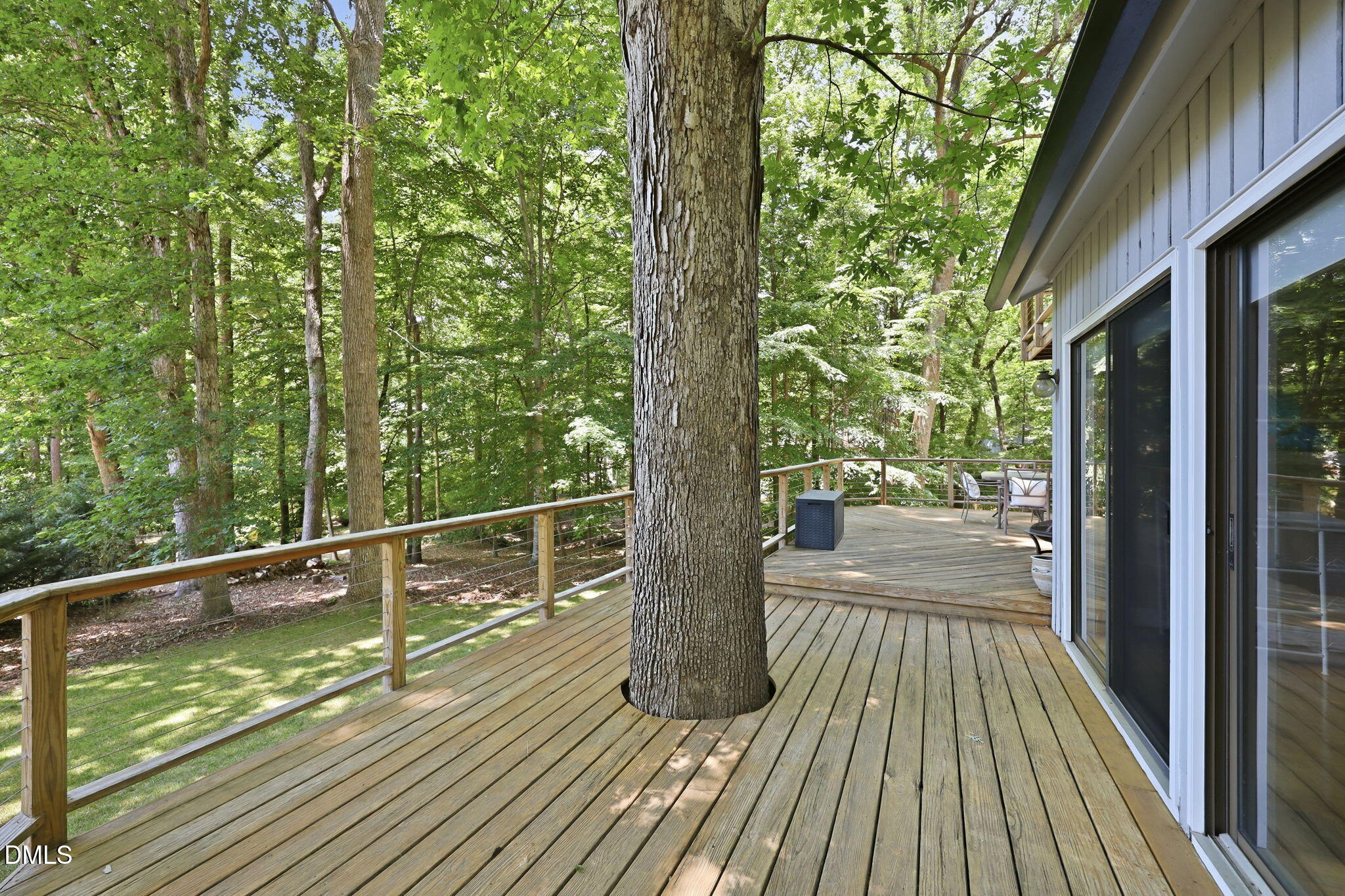 6101 Dresden Lane