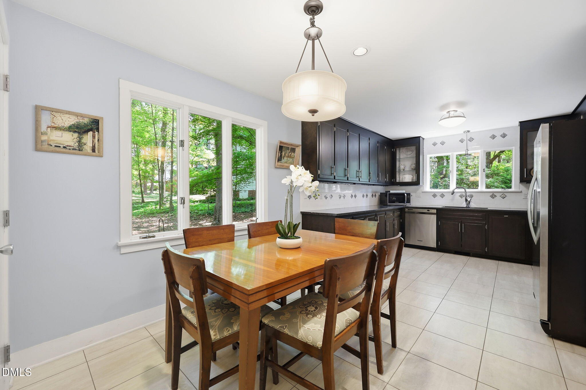 6101 Dresden Lane