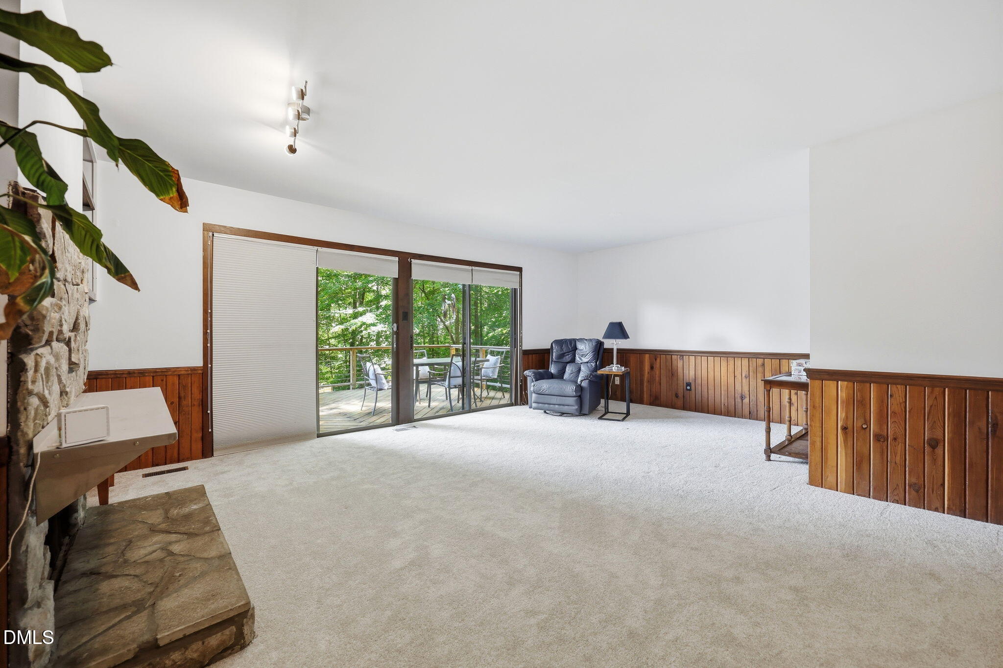 6101 Dresden Lane