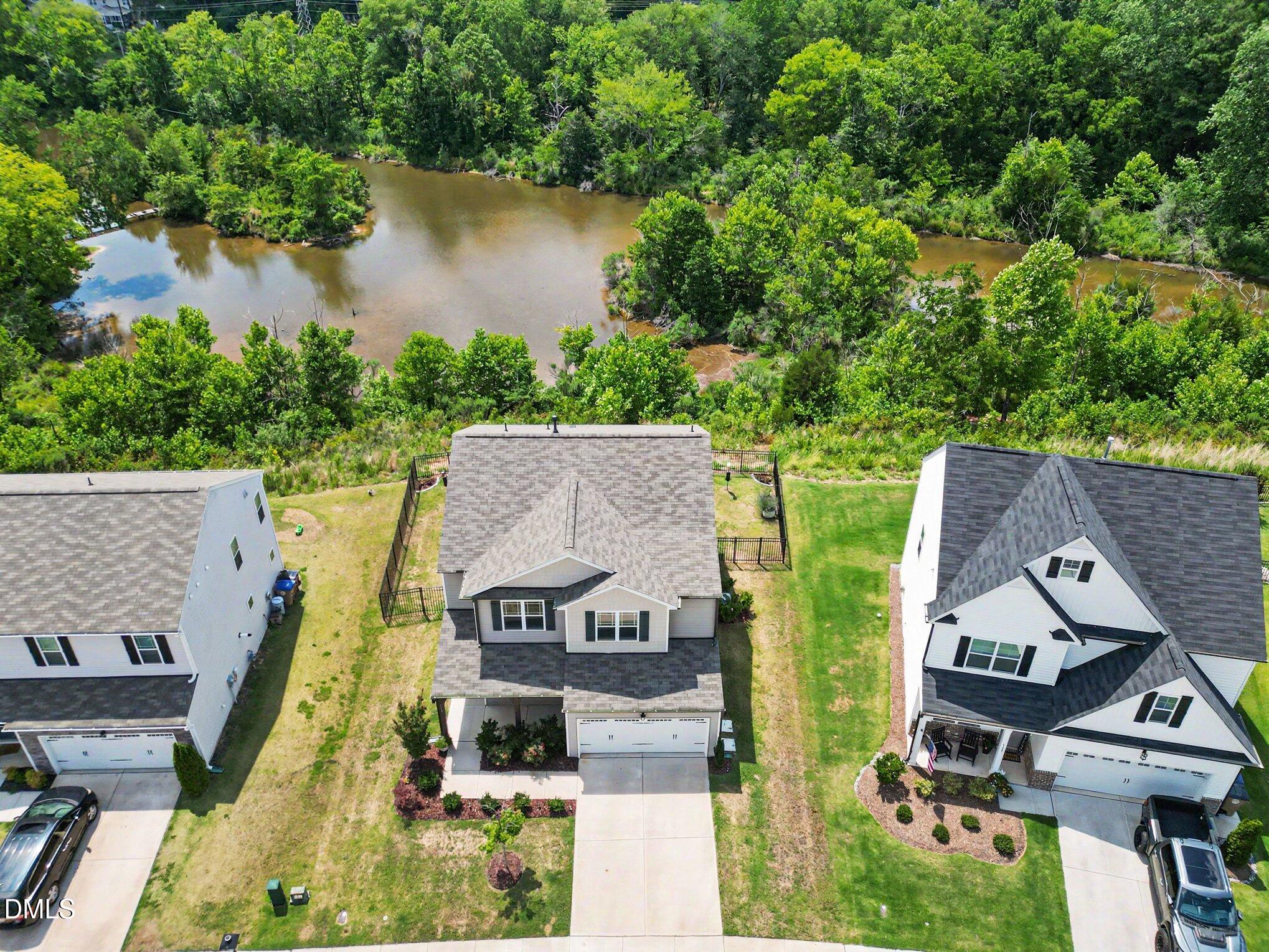 1113 Shadow Shade Drive