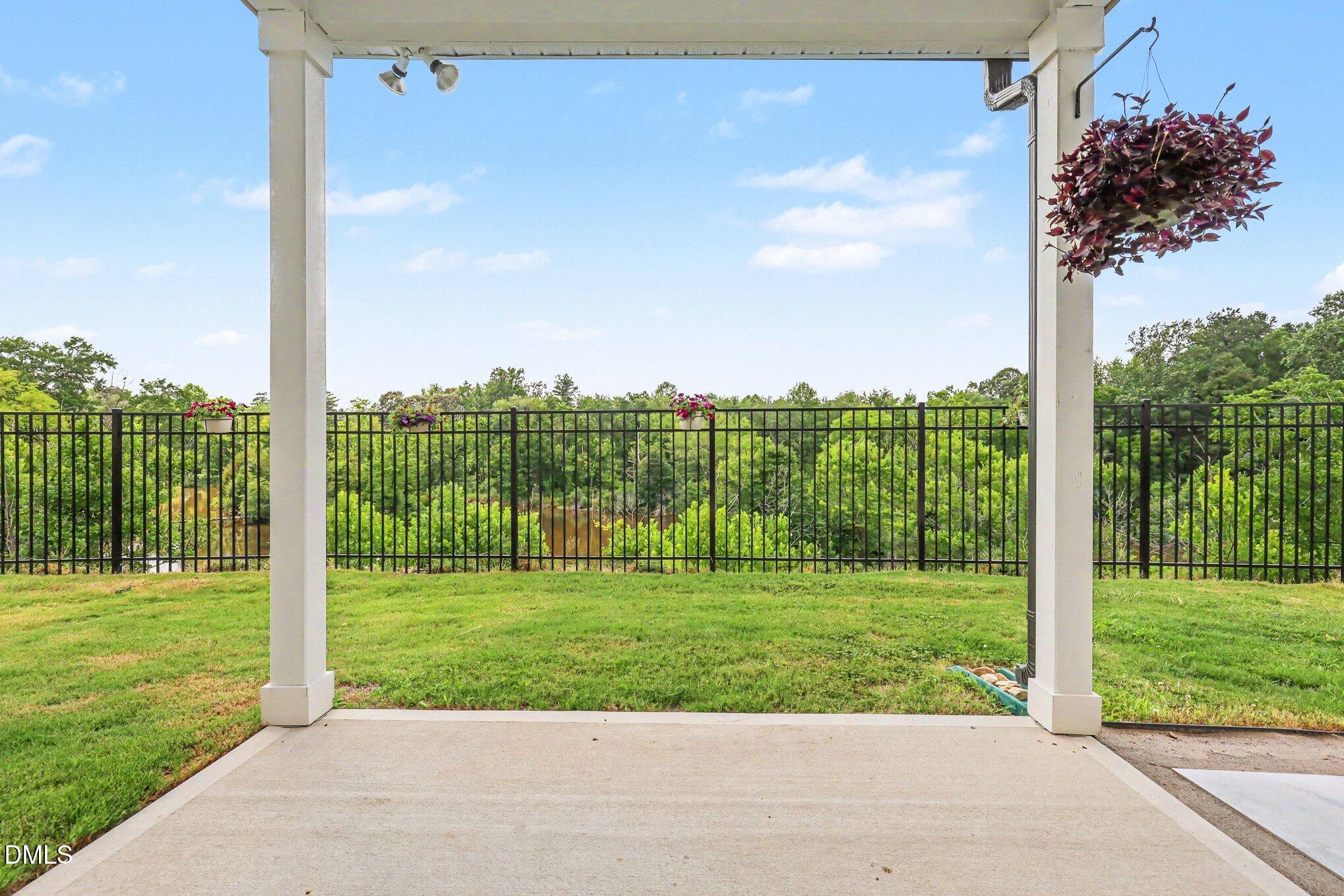 1113 Shadow Shade Drive