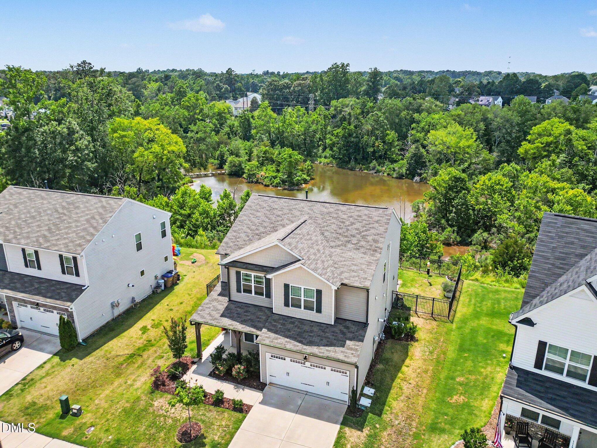 1113 Shadow Shade Drive