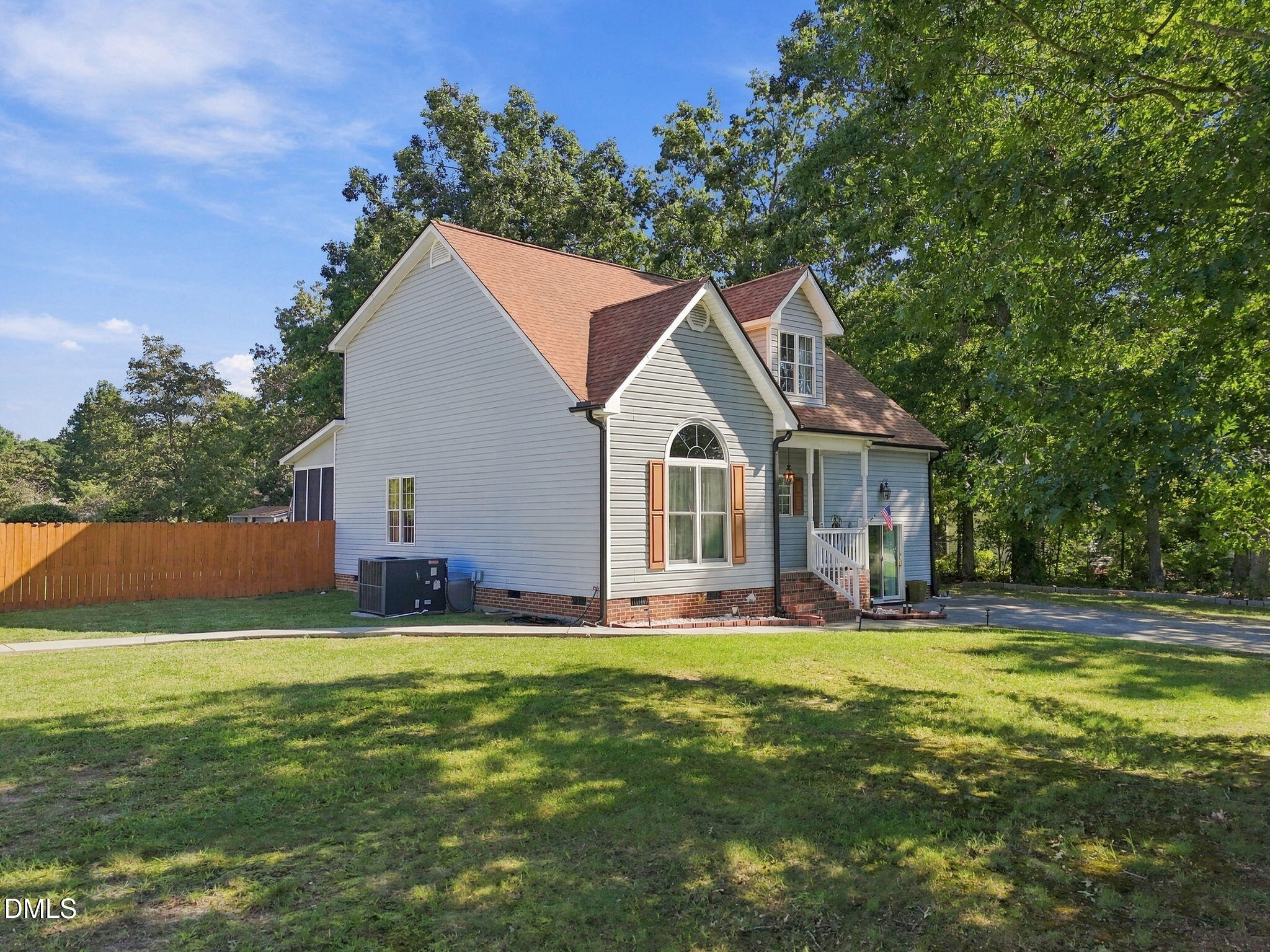 75 Linnett Court