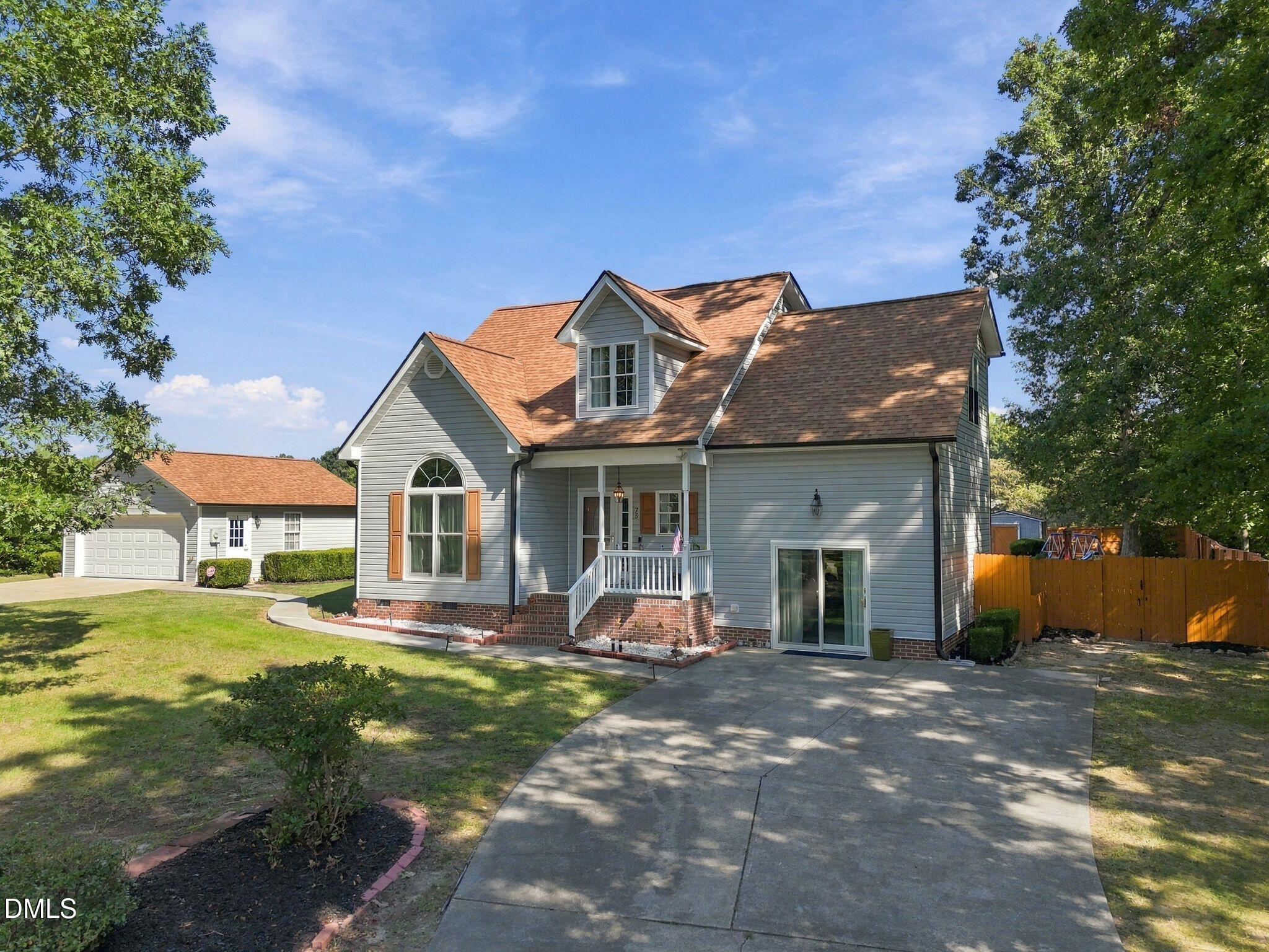 75 Linnett Court
