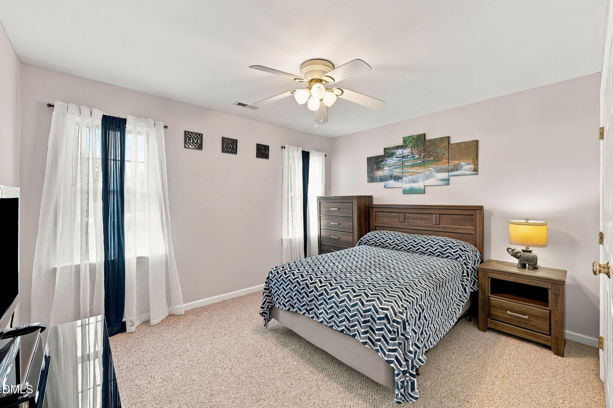 75 Linnett Court
